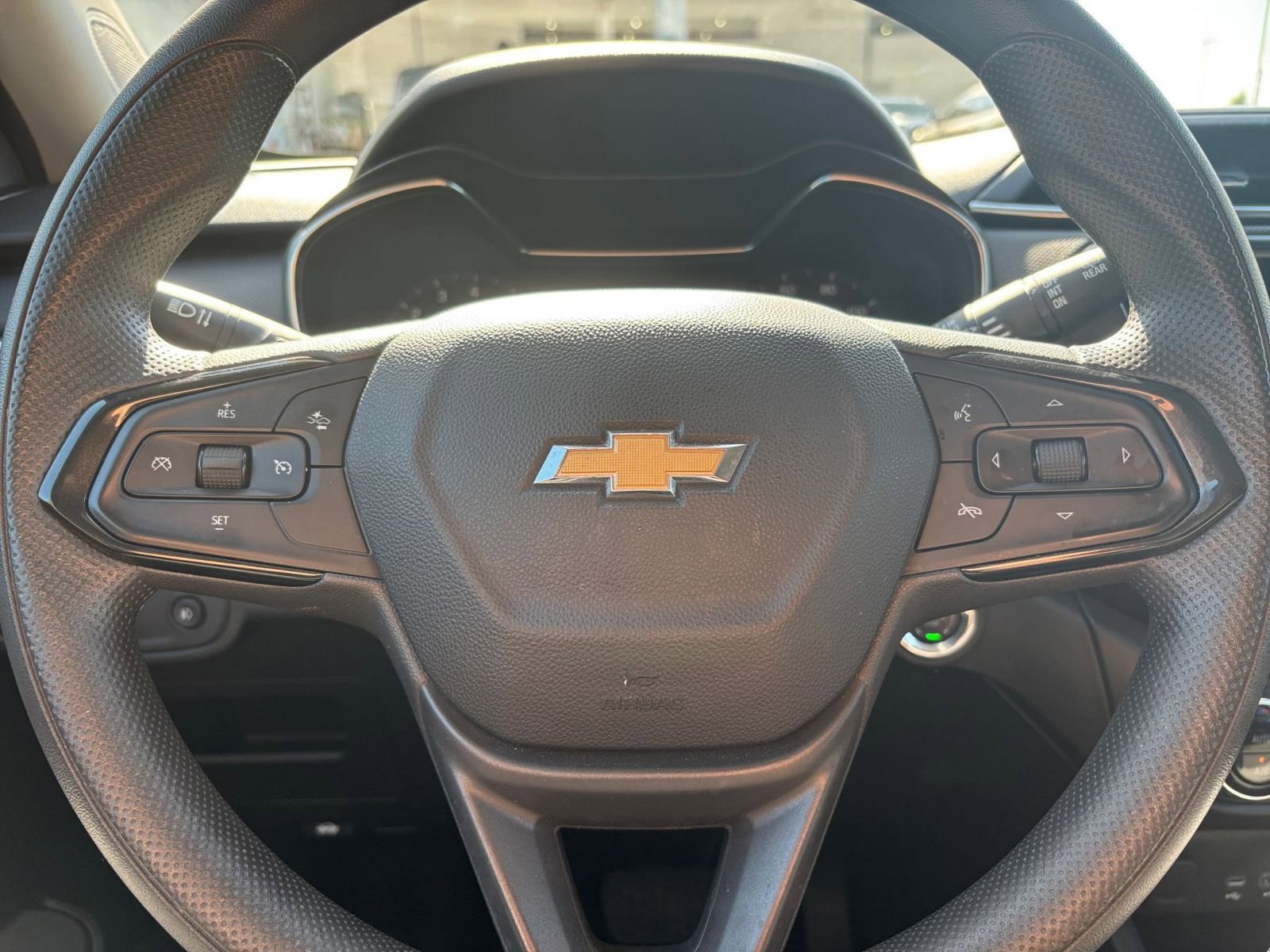 Thumbnail: 2023 Chevrolet TrailBlazer - 22