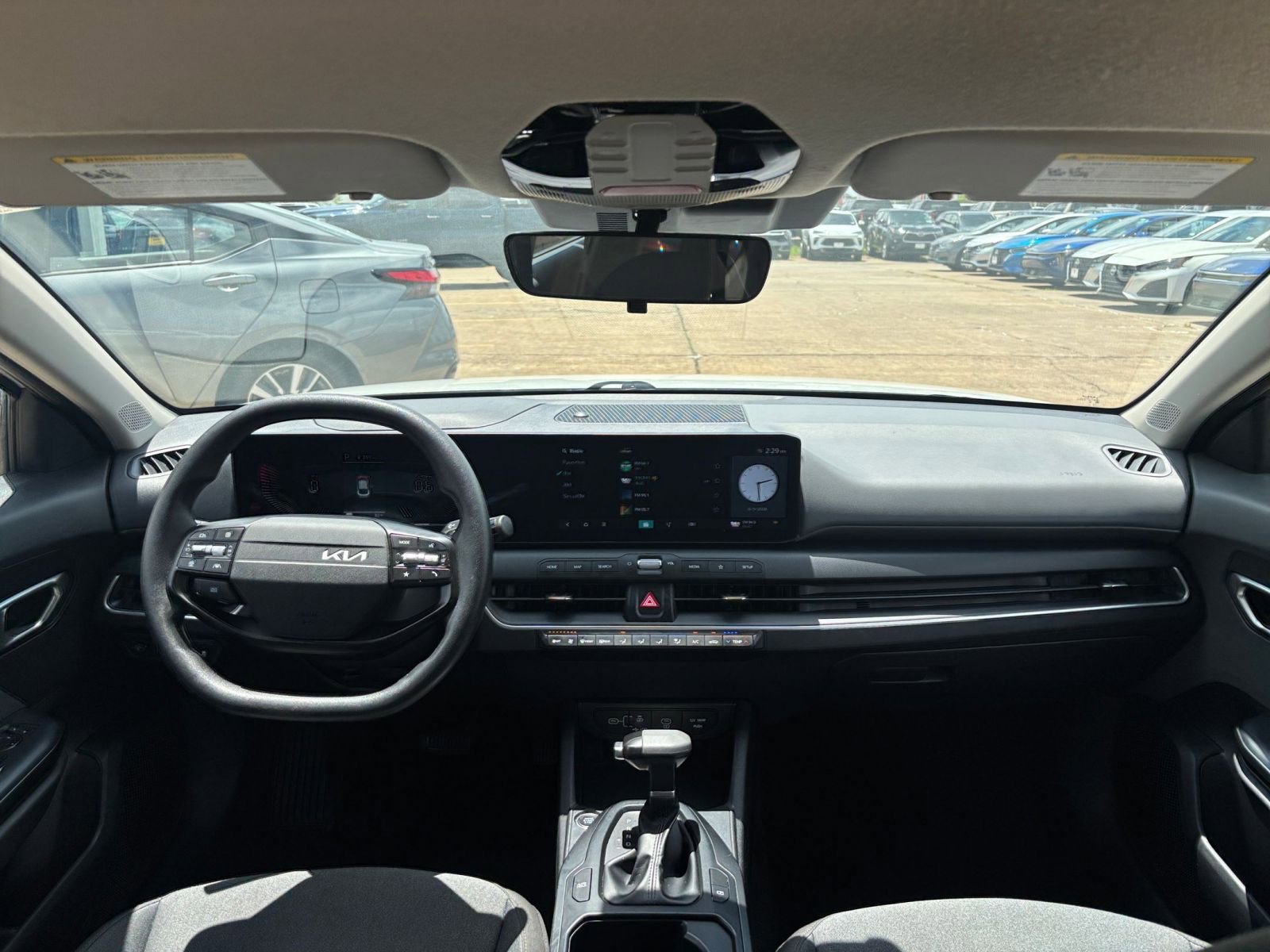 Thumbnail: 2025 Kia K4 - 32