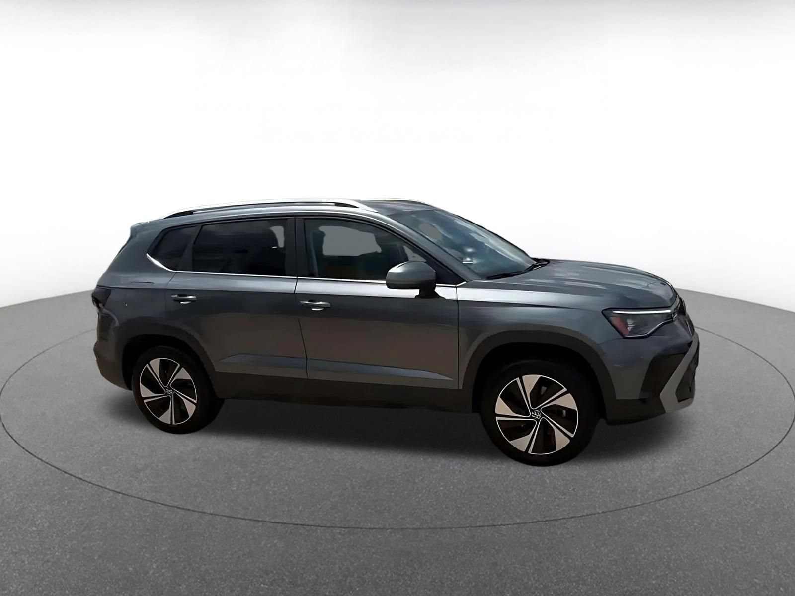 Thumbnail: 2026 Volkswagen Taos - 2