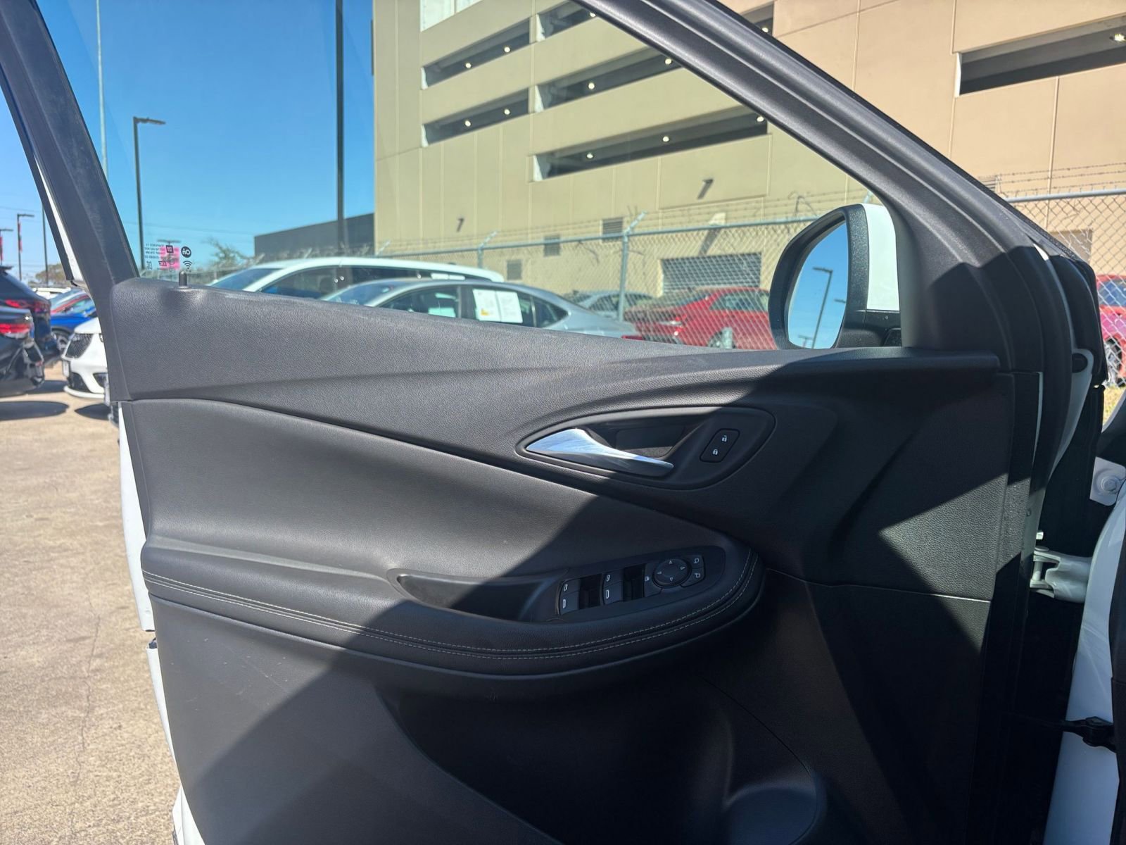 Thumbnail: 2025 Buick Encore GX - 18