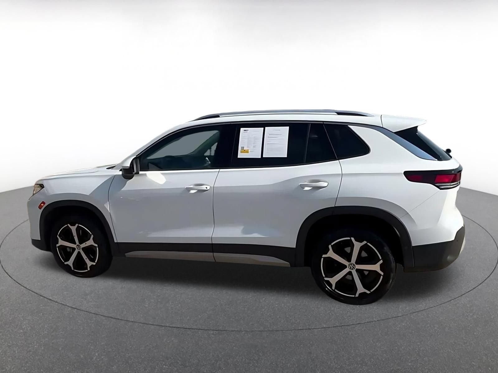 Thumbnail: 2026 Volkswagen Tiguan - 10