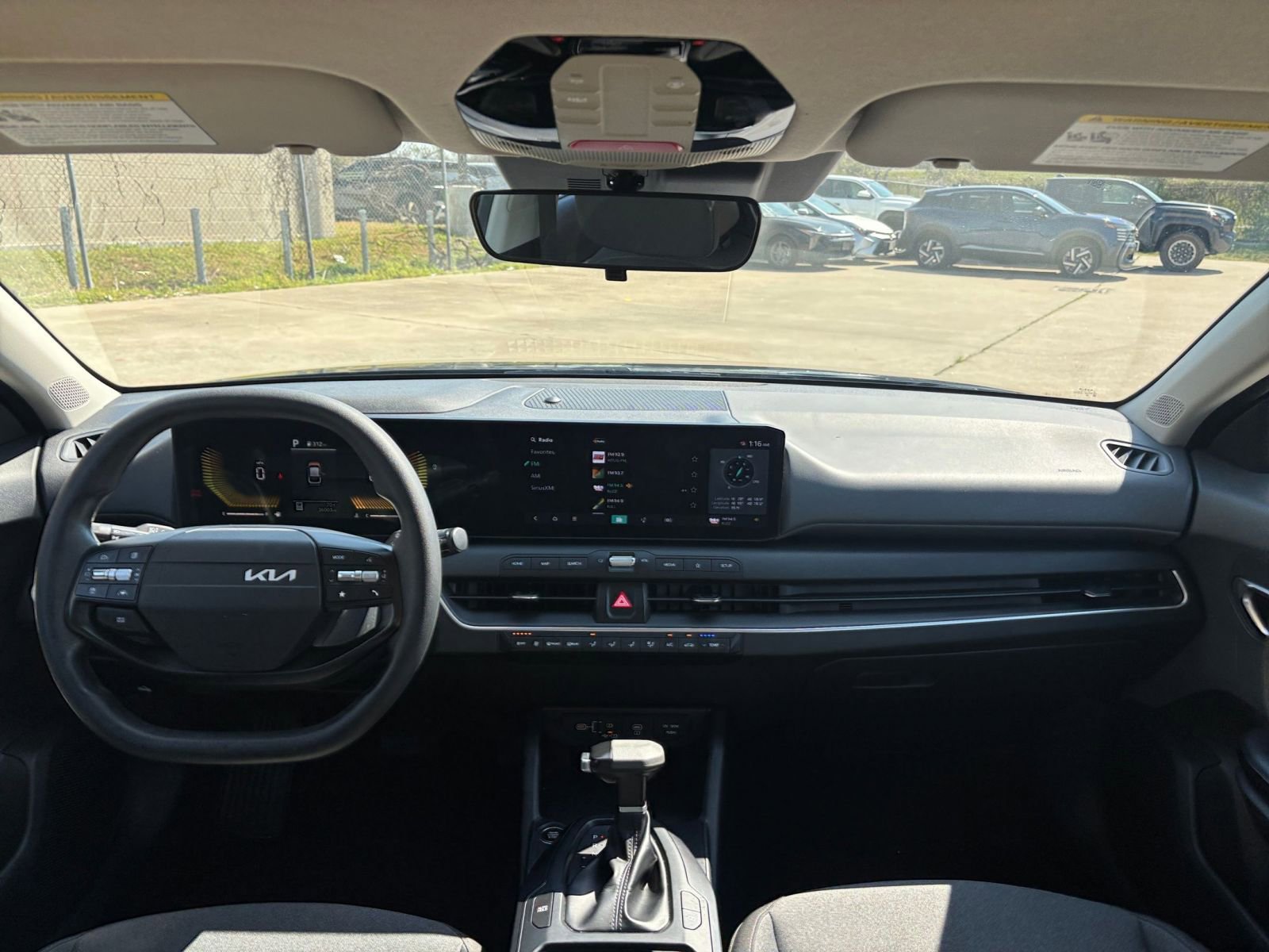 Thumbnail: 2025 Kia K4 - 32