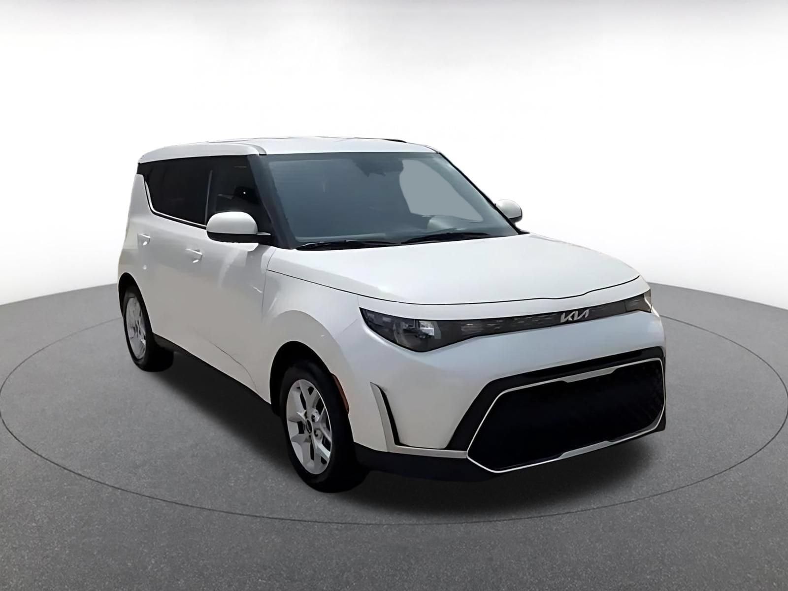 Thumbnail: 2025 Kia Soul - 3