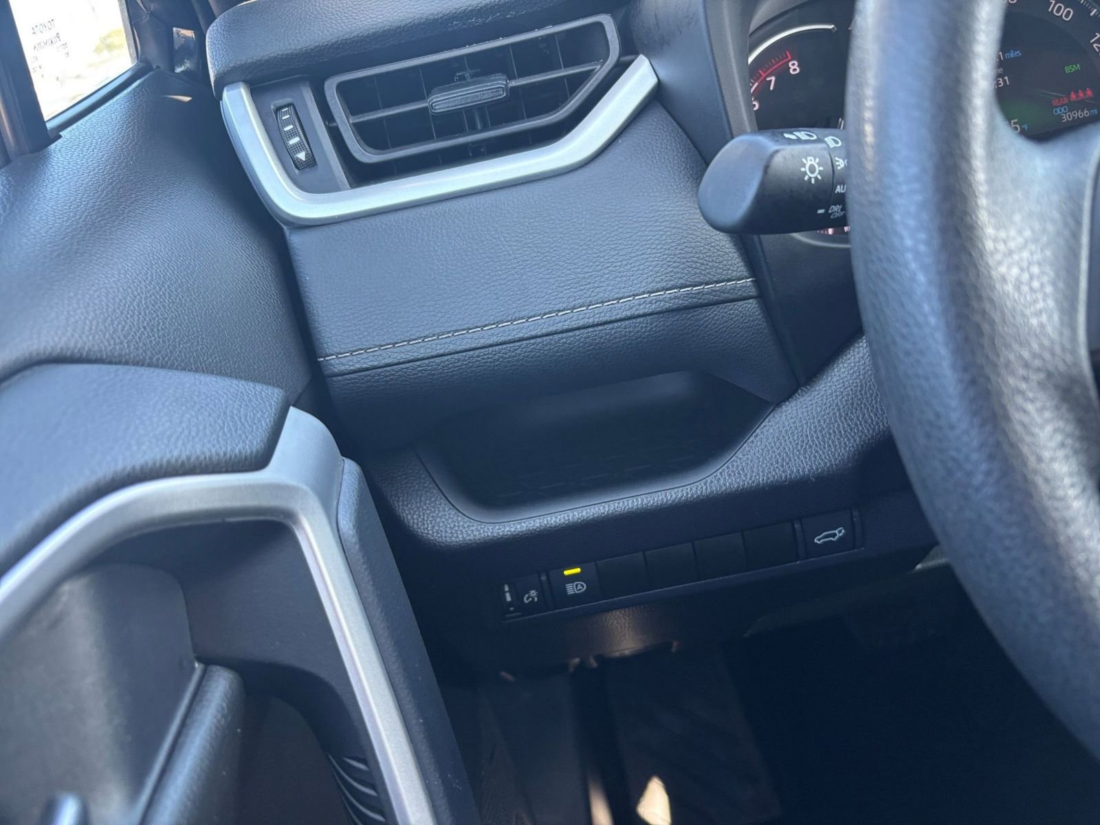 Thumbnail: 2025 Toyota RAV4 - 35