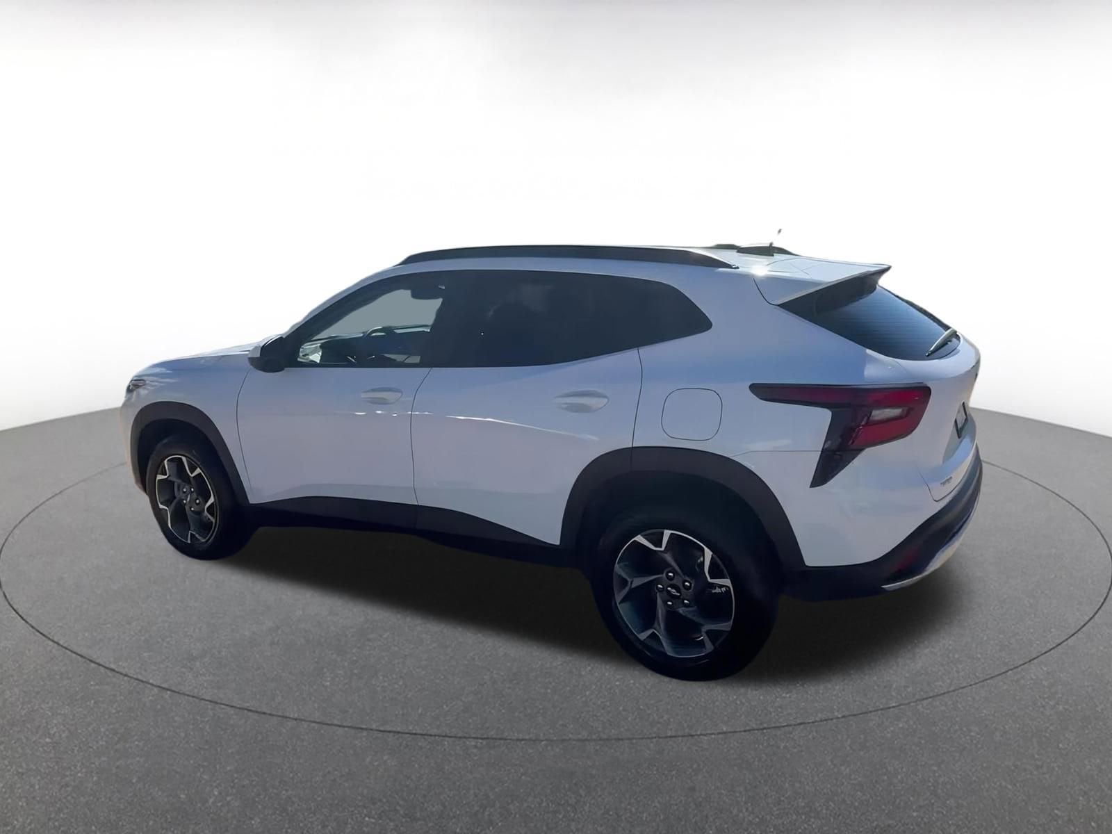 Thumbnail: 2025 Chevrolet Trax - 10