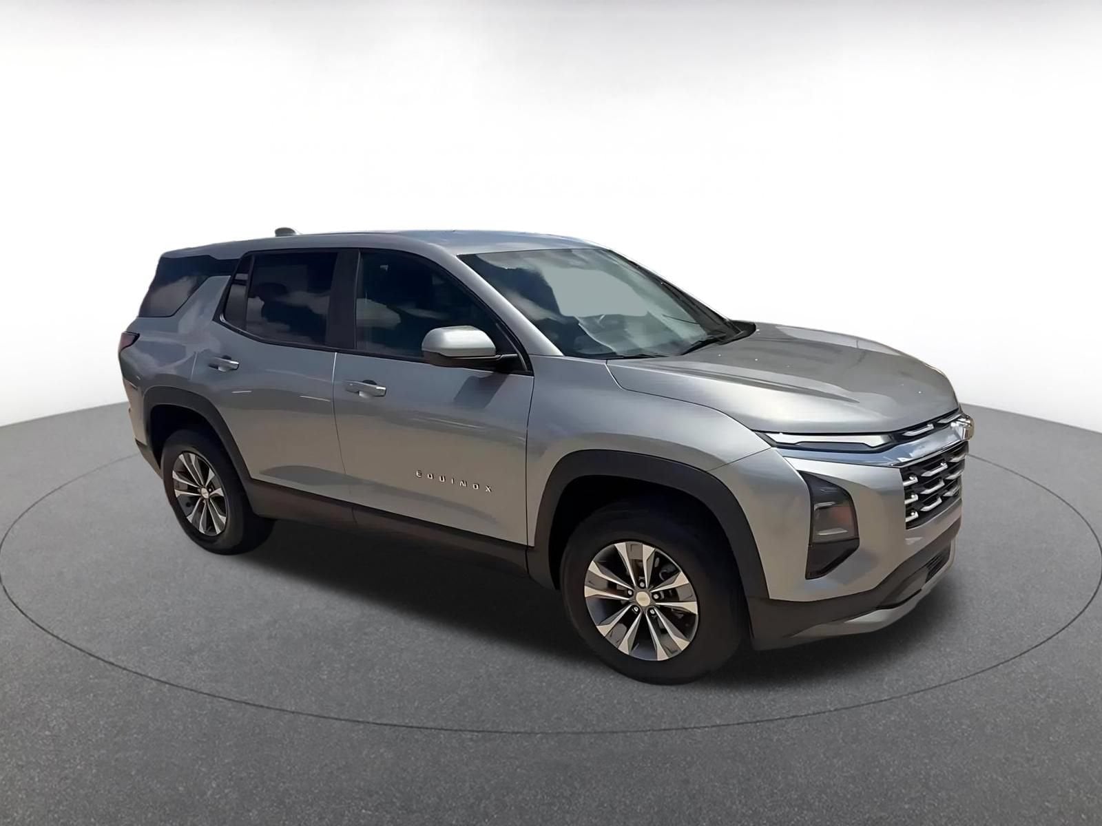 Thumbnail: 2025 Chevrolet Equinox - 2