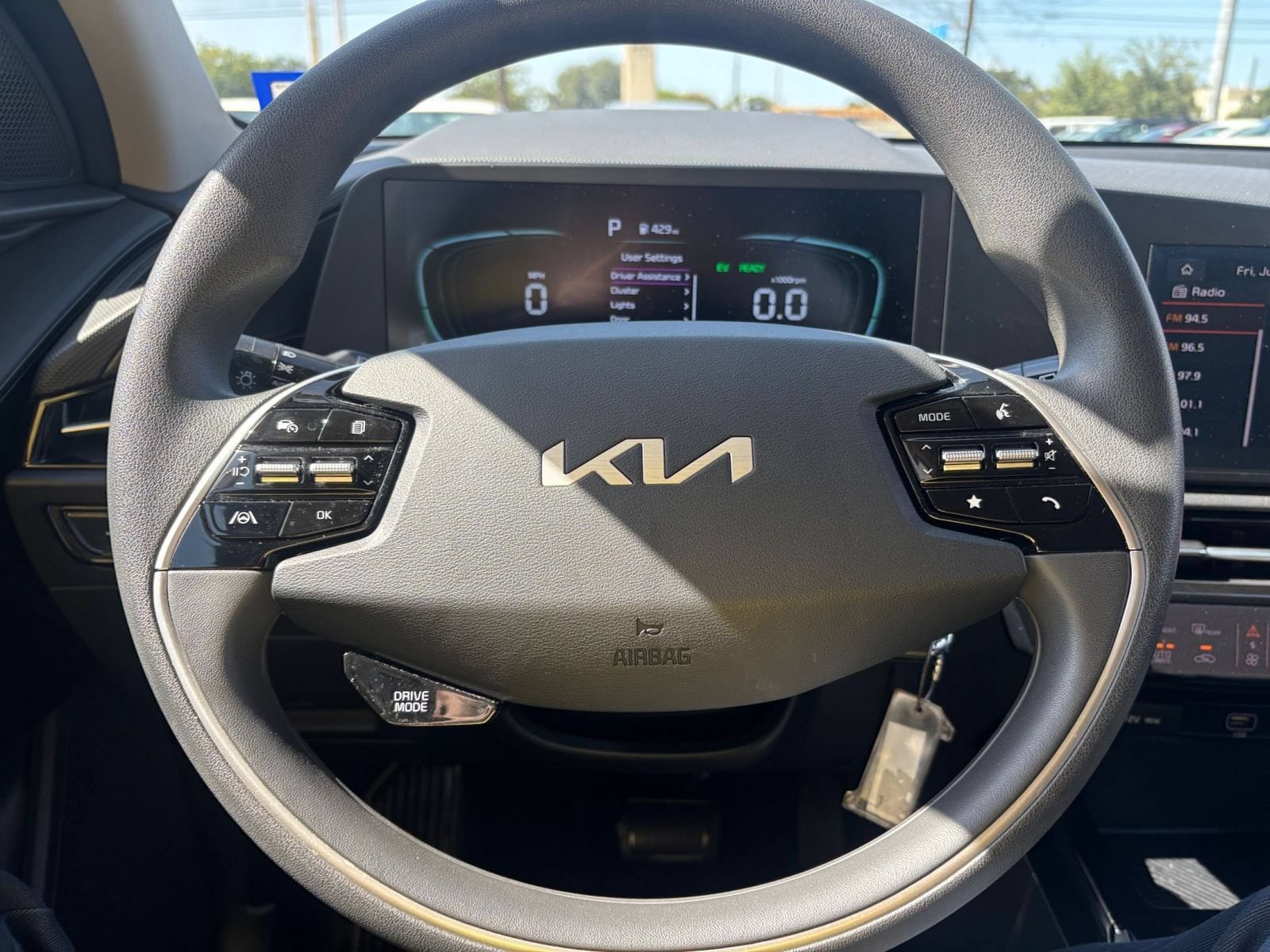 Thumbnail: 2026 Kia Niro - 25