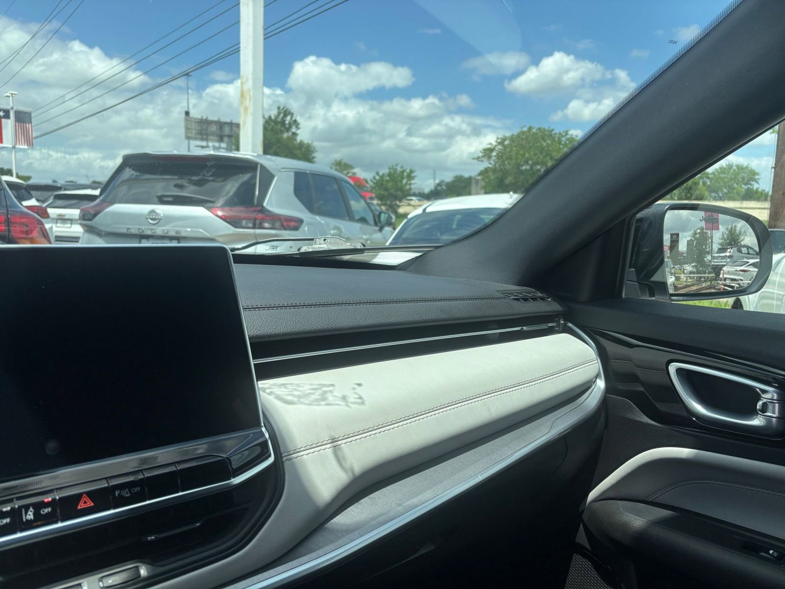 Thumbnail: 2025 Jeep Compass - 34