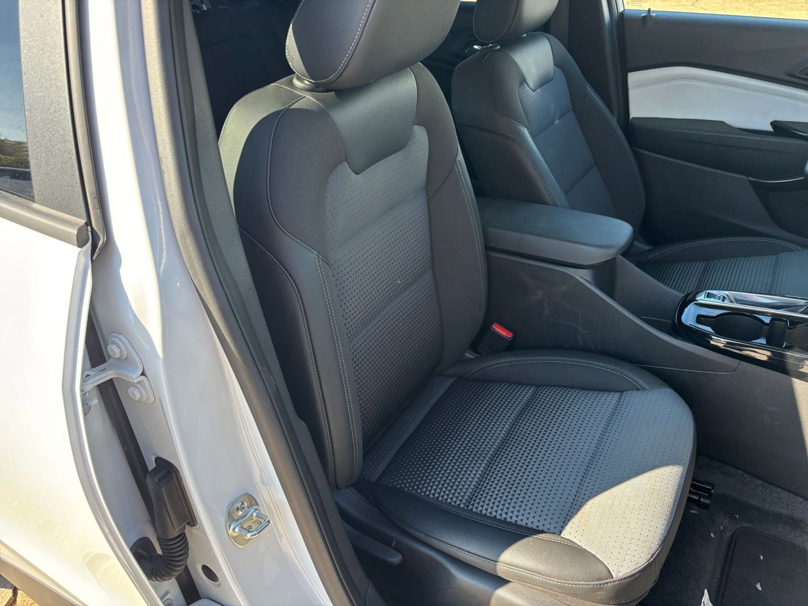 Thumbnail: 2025 Chevrolet Trax - 34