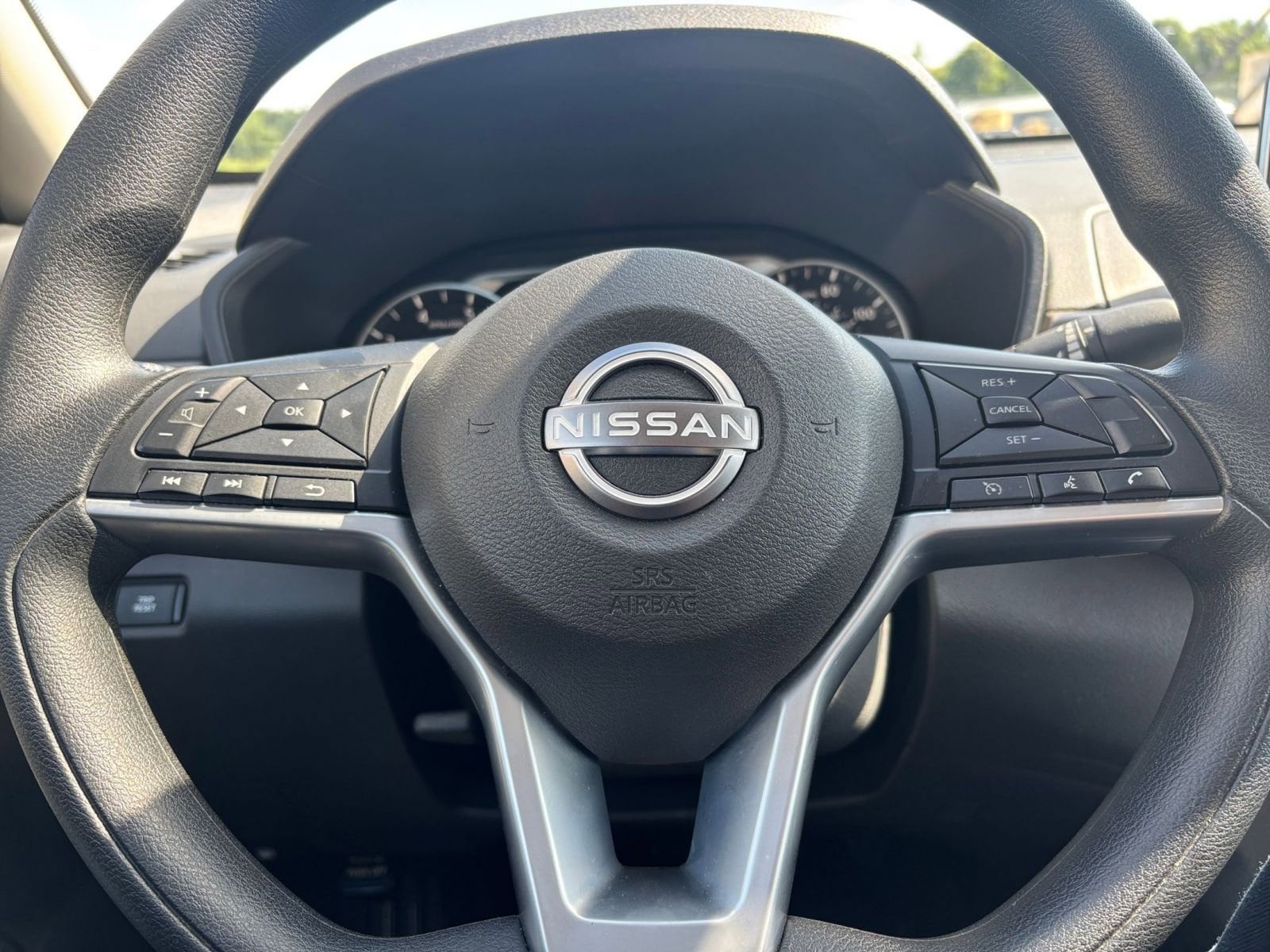 Thumbnail: 2025 Nissan Altima - 28