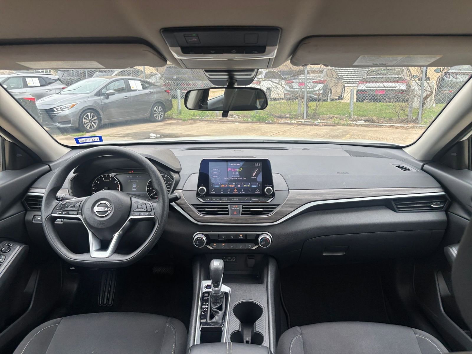 Thumbnail: 2025 Nissan Altima - 33