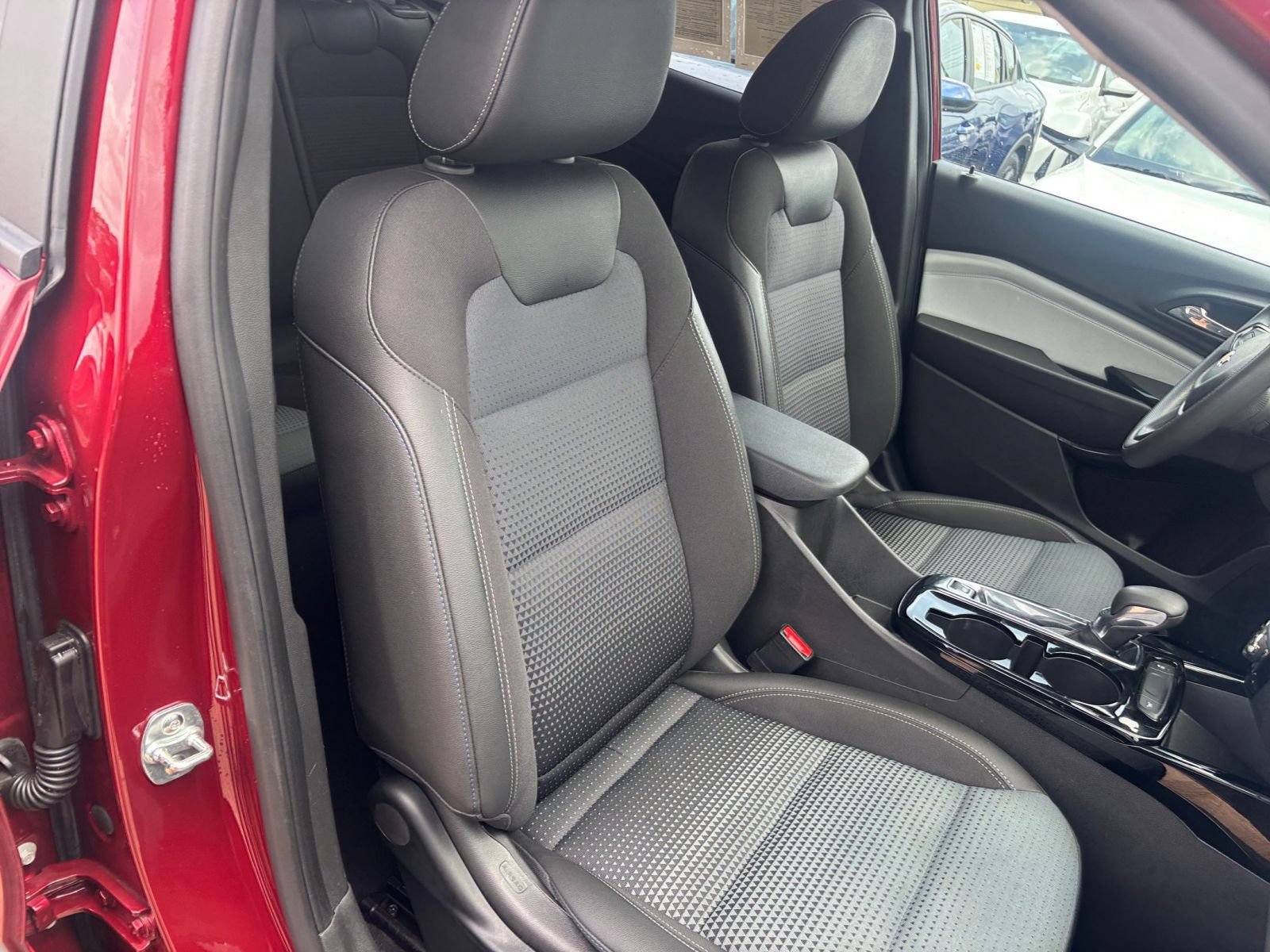 Thumbnail: 2025 Chevrolet Trax - 30
