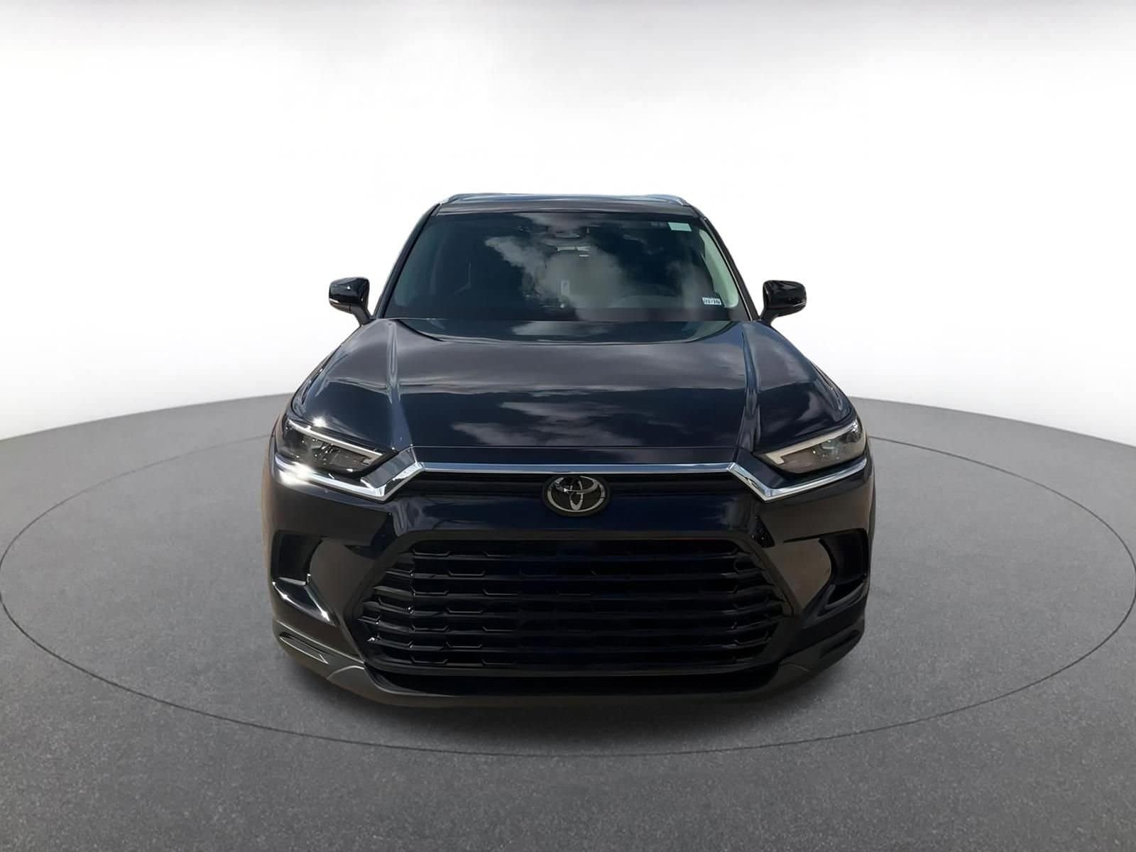 Thumbnail: 2025 Toyota Grand Highlander - 4