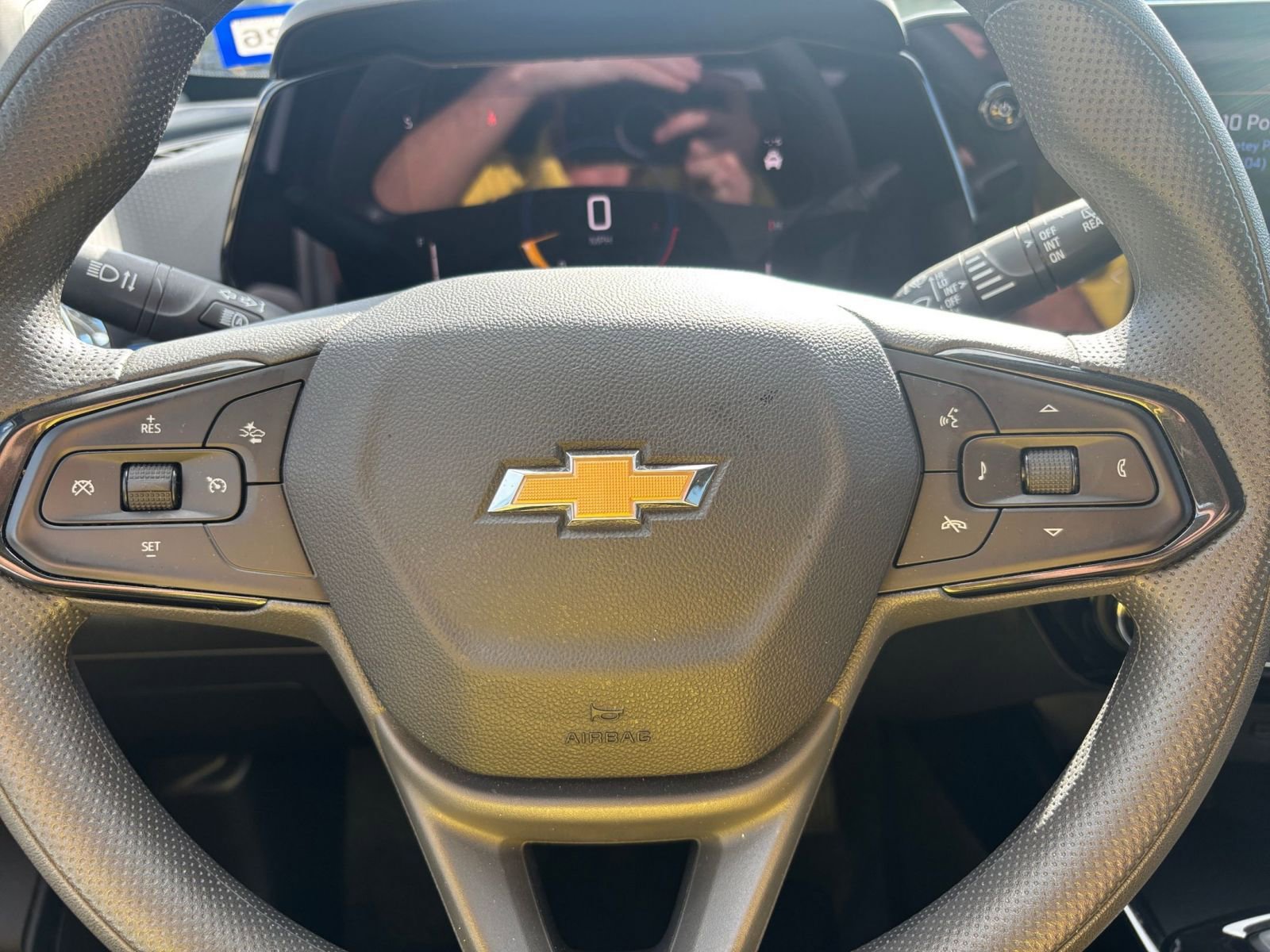 Thumbnail: 2025 Chevrolet Trax - 25