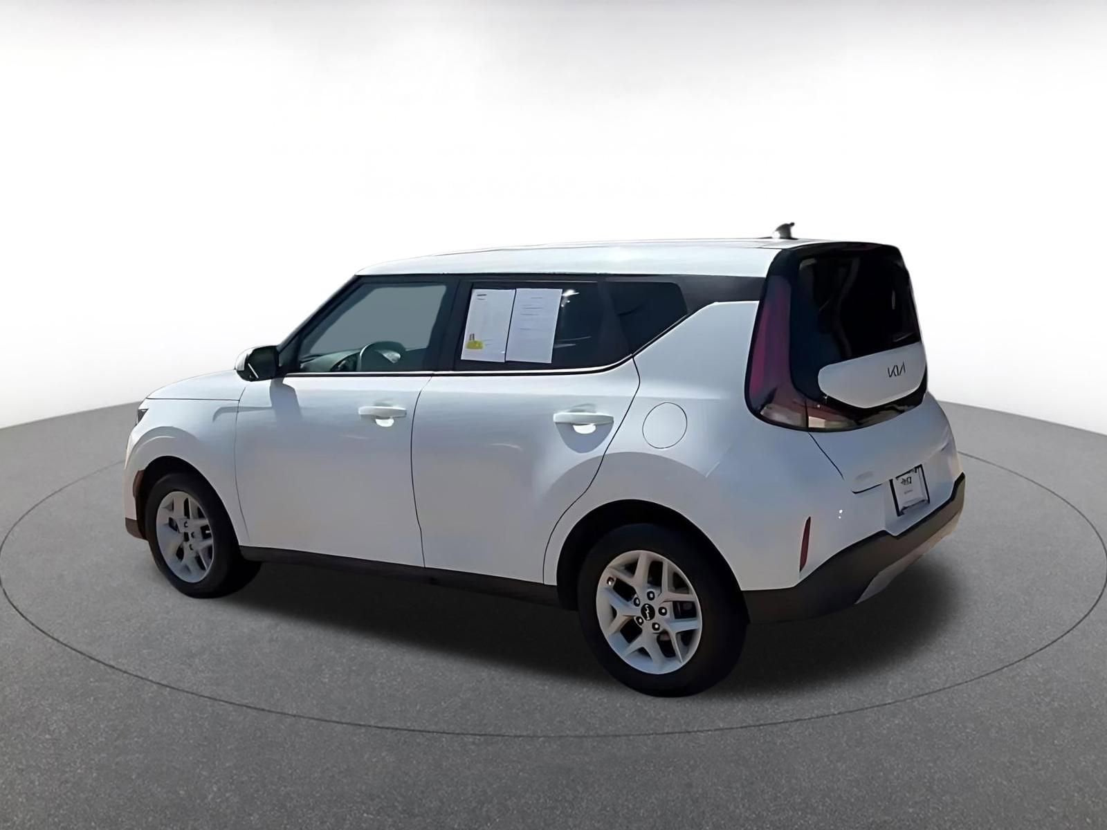 Thumbnail: 2024 Kia Soul - 9