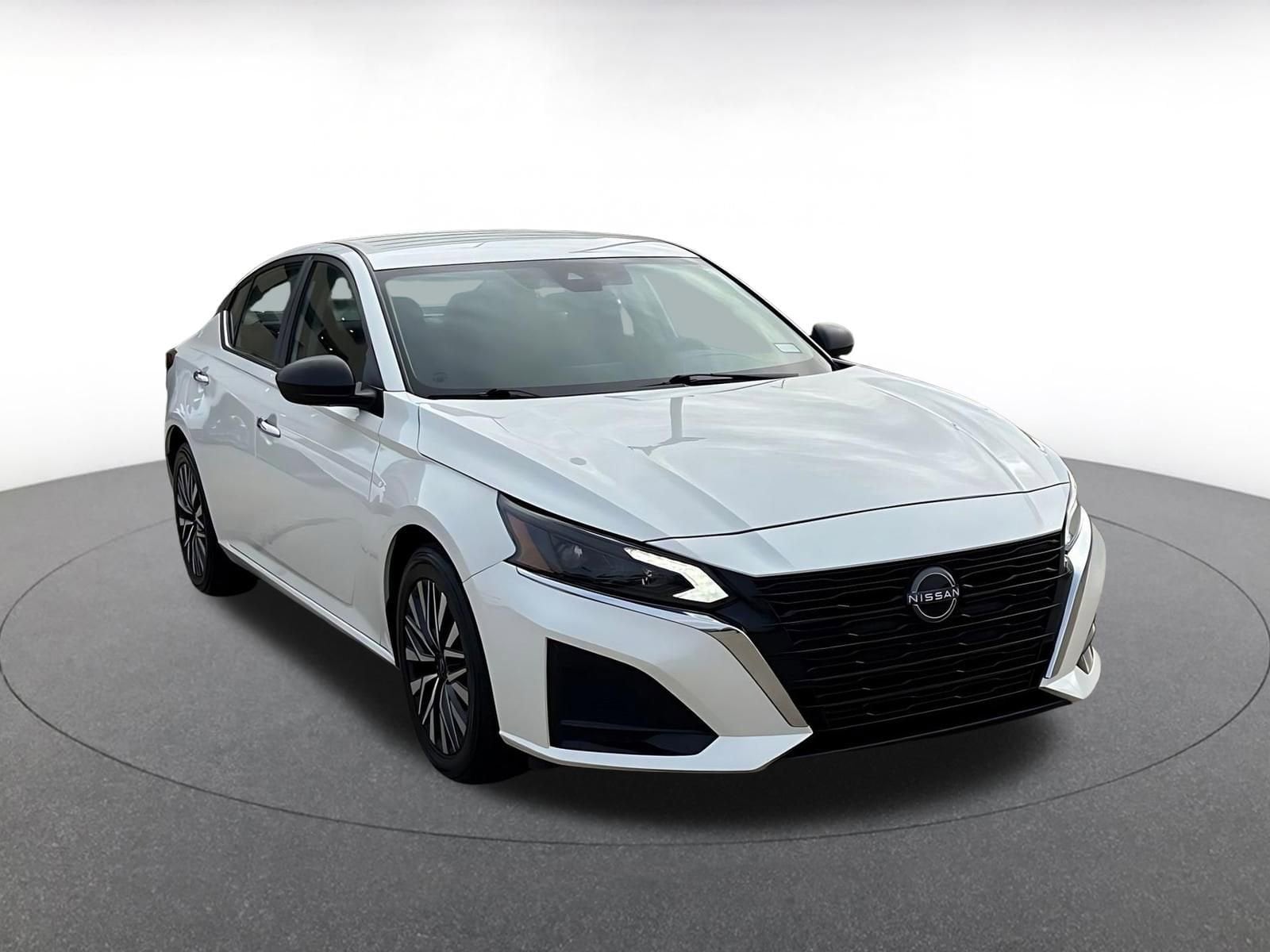 Thumbnail: 2024 Nissan Altima - 1