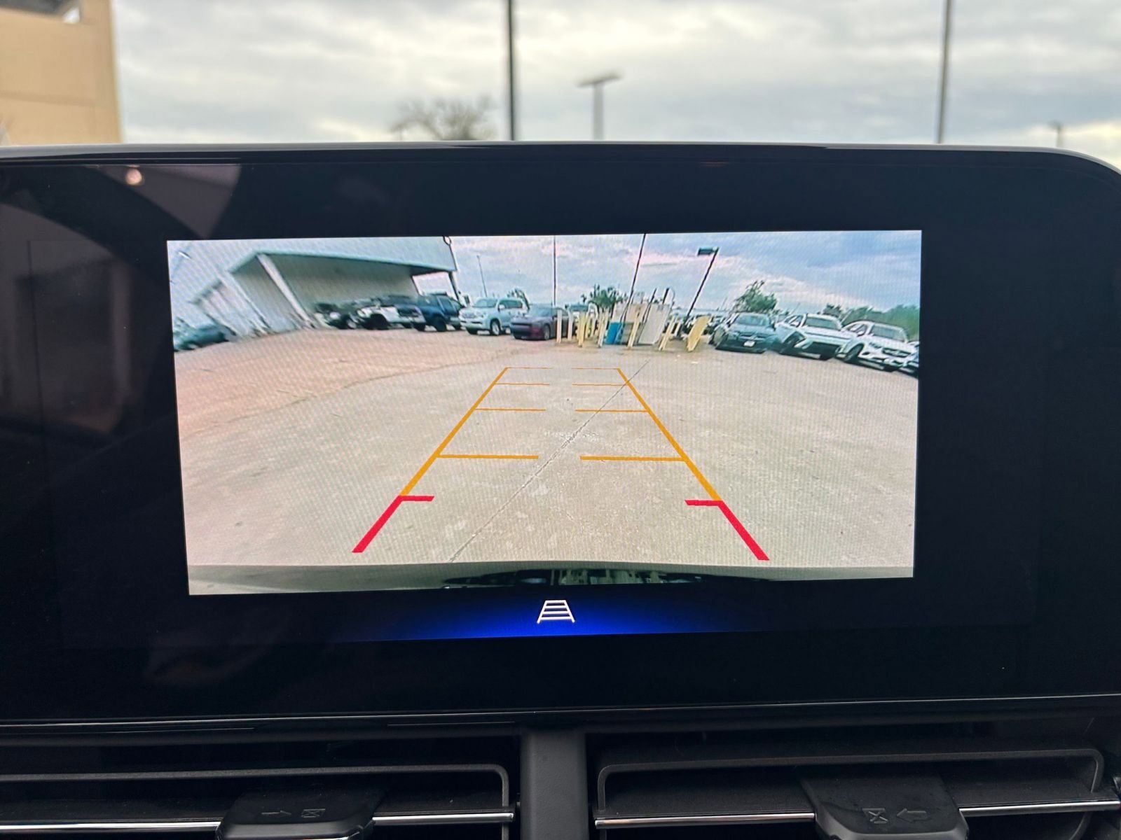 Thumbnail: 2025 Chevrolet Trax - 17