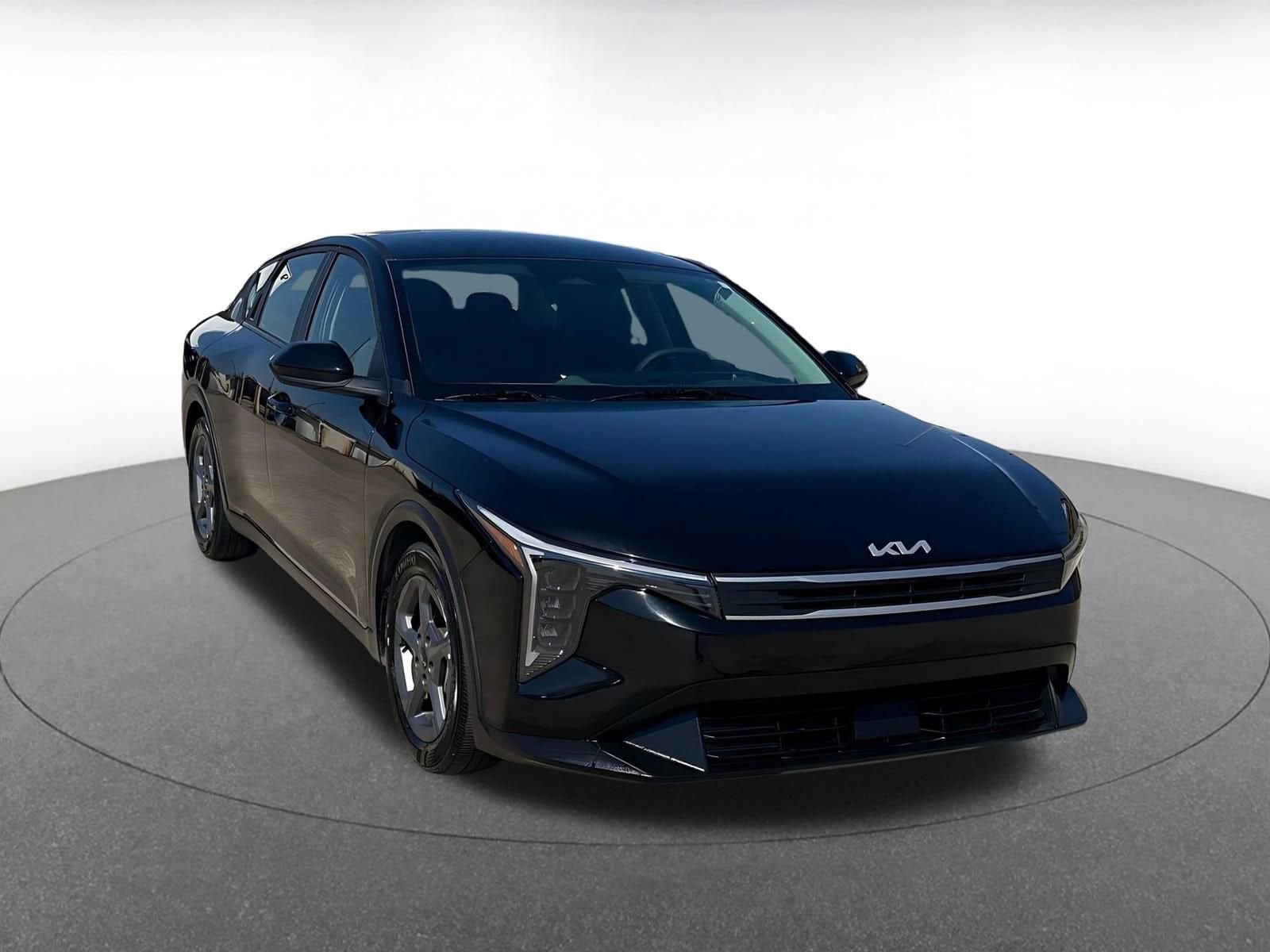 Thumbnail: 2025 Kia K4 - 1