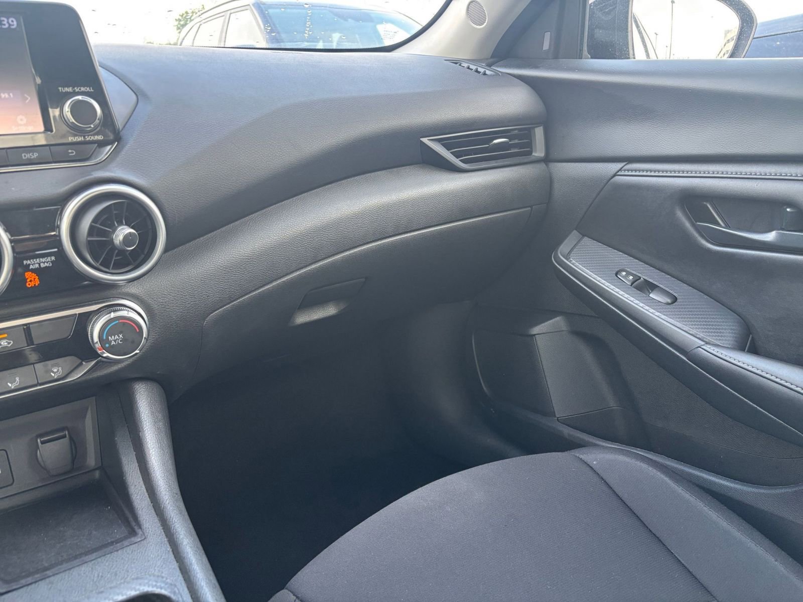 Thumbnail: 2025 Nissan Sentra - 33