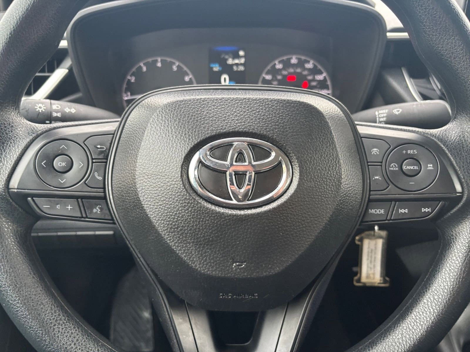 Thumbnail: 2025 Toyota Corolla - 25