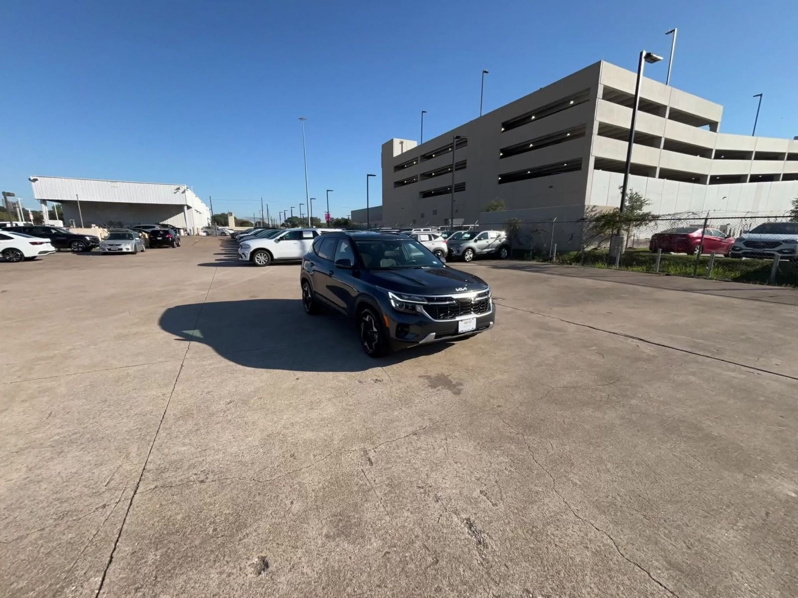 Thumbnail: 2025 Kia Seltos - 16