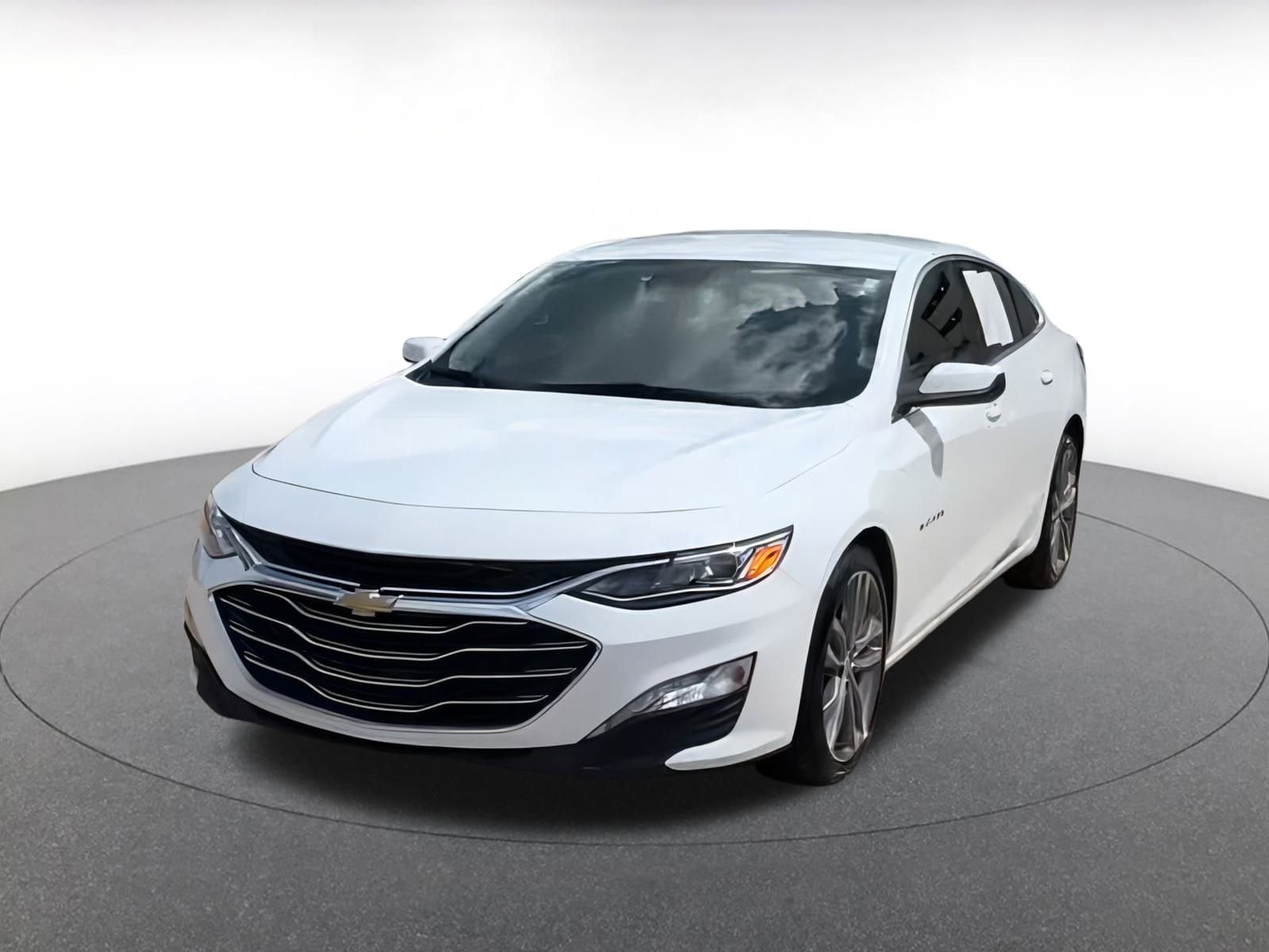 Thumbnail: 2024 Chevrolet Malibu - 8