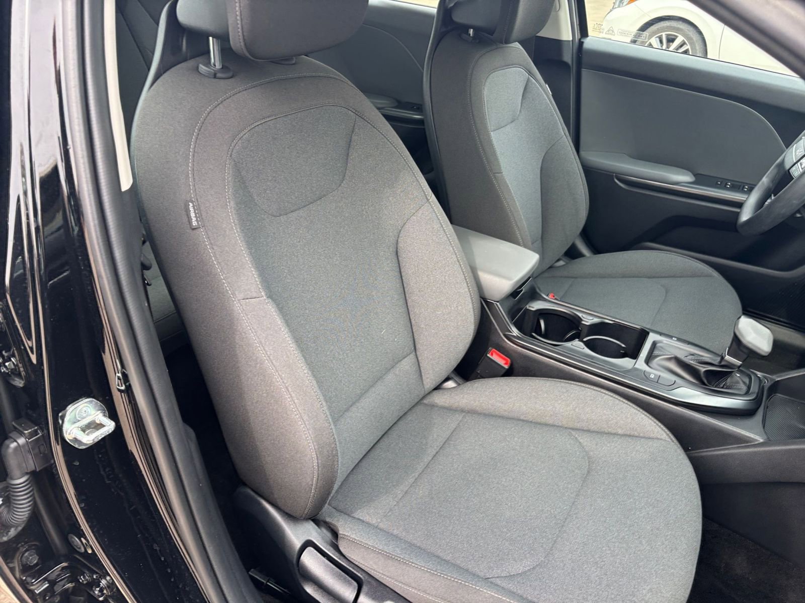 Thumbnail: 2025 Kia K4 - 35