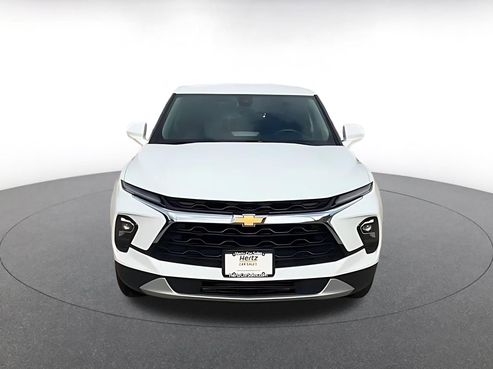 Thumbnail: 2025 Chevrolet Blazer - 4