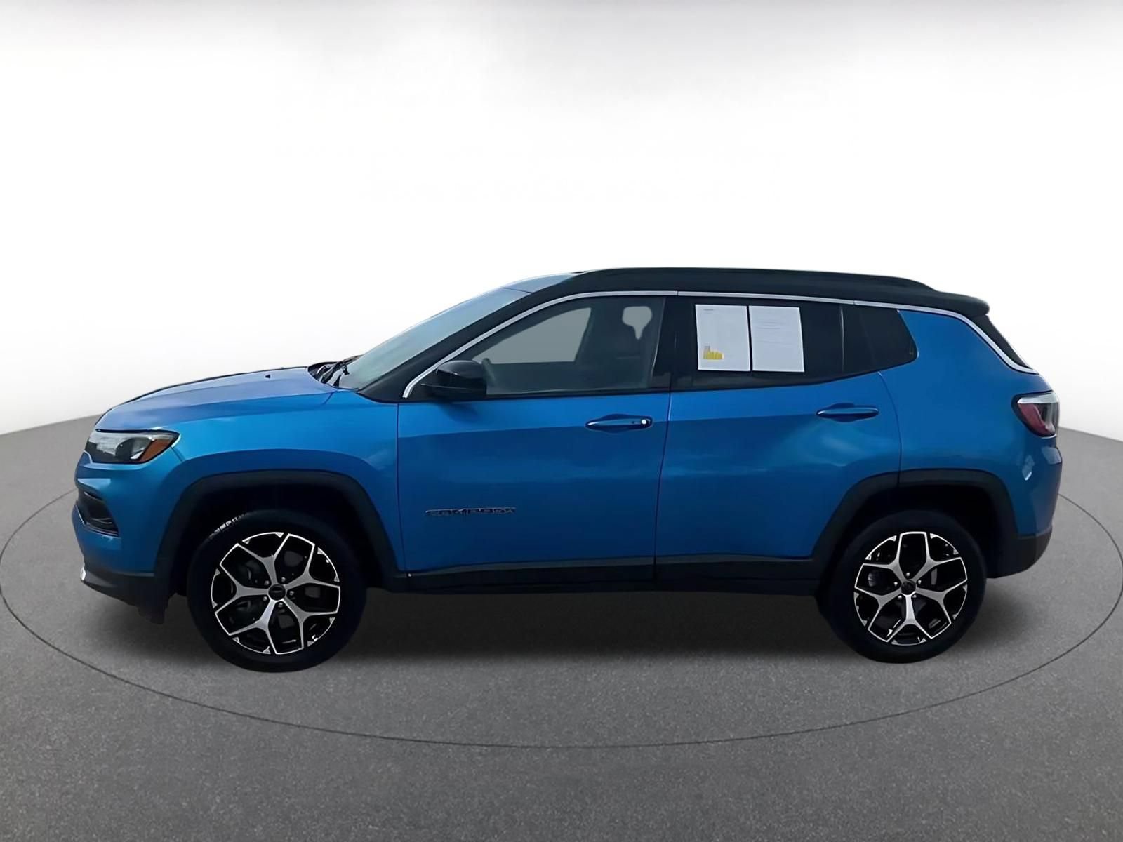 Thumbnail: 2025 Jeep Compass - 9