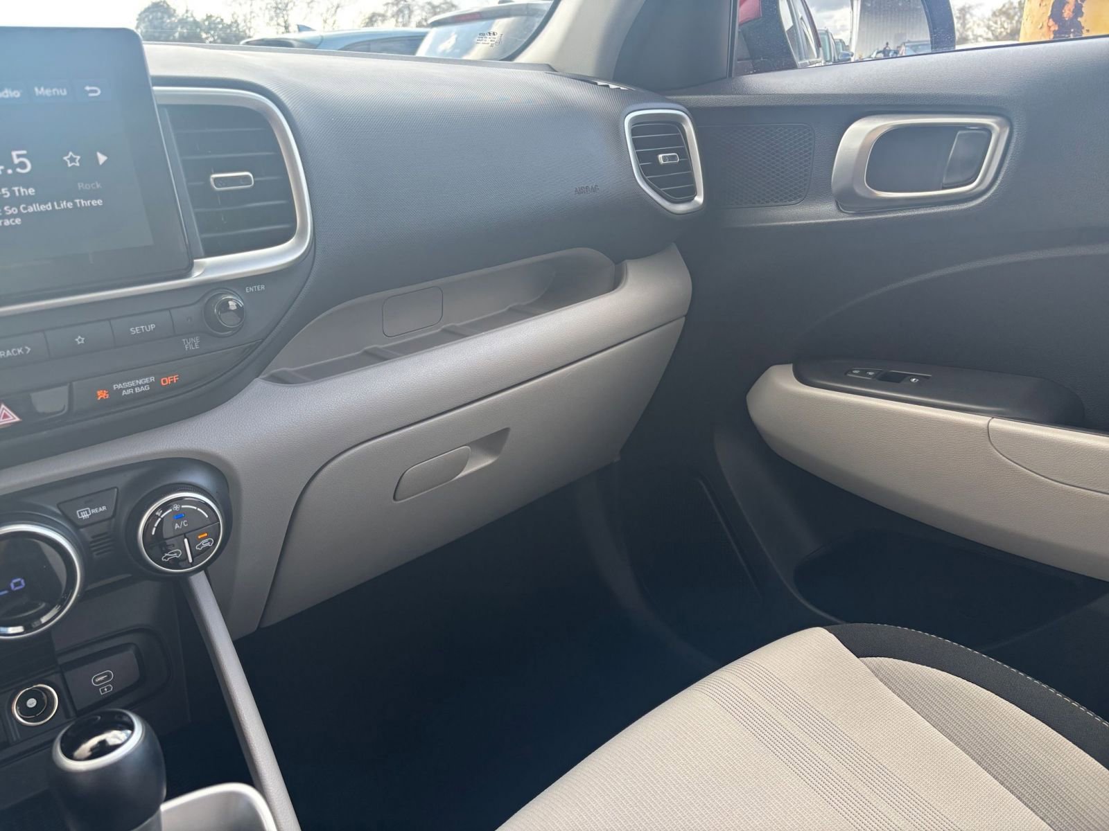 Thumbnail: 2025 Hyundai Venue - 33