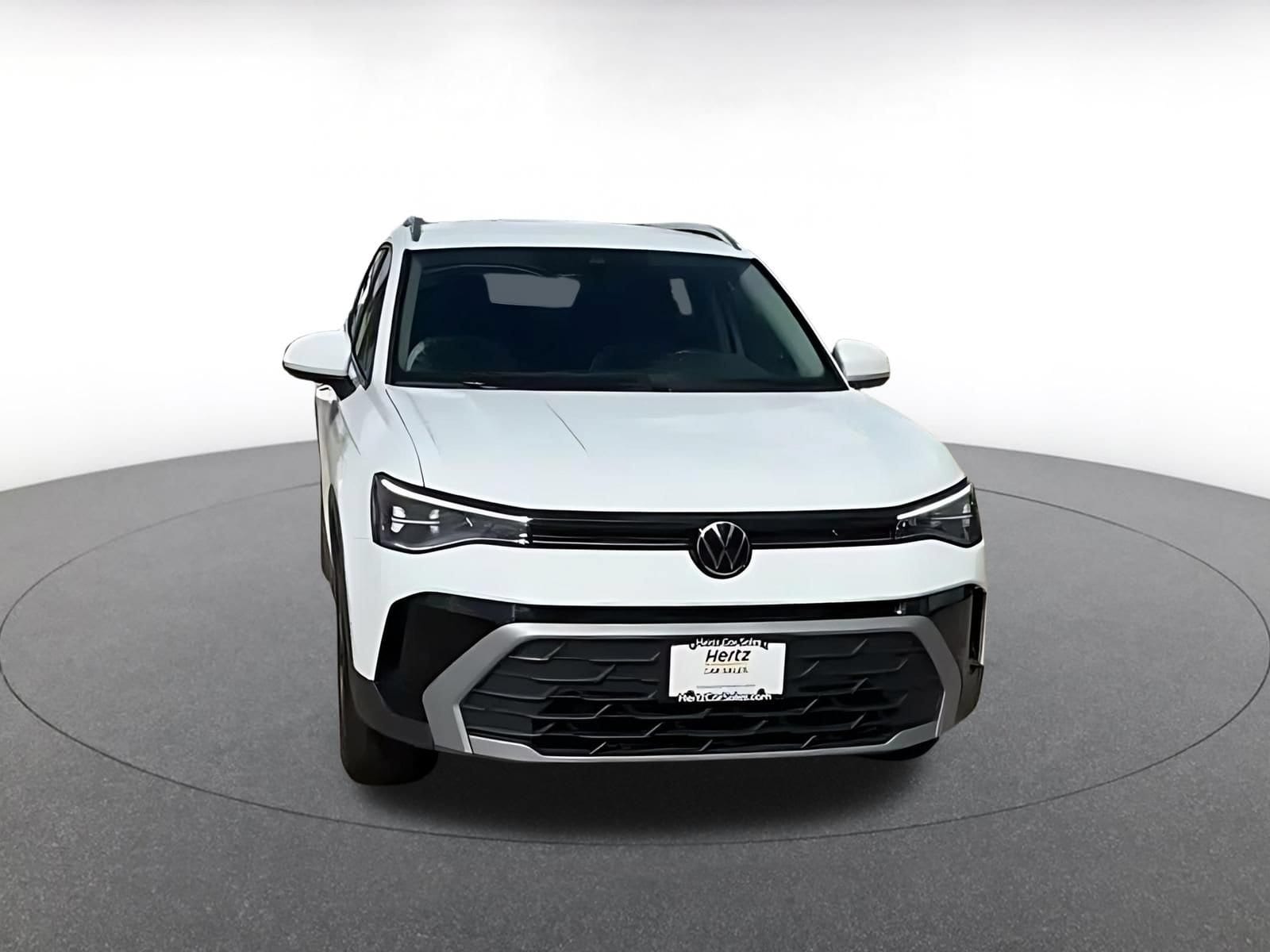 Thumbnail: 2026 Volkswagen Taos - 4
