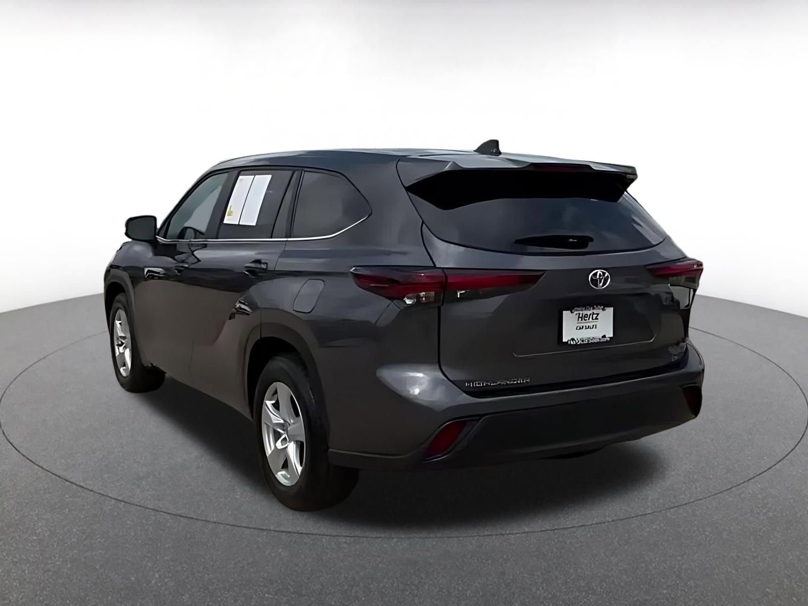 Thumbnail: 2025 Toyota Highlander - 11