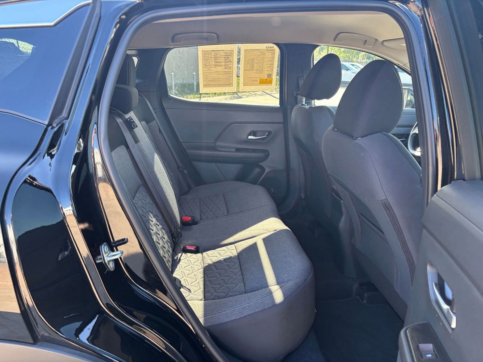 Thumbnail: 2025 Nissan Kicks - 23