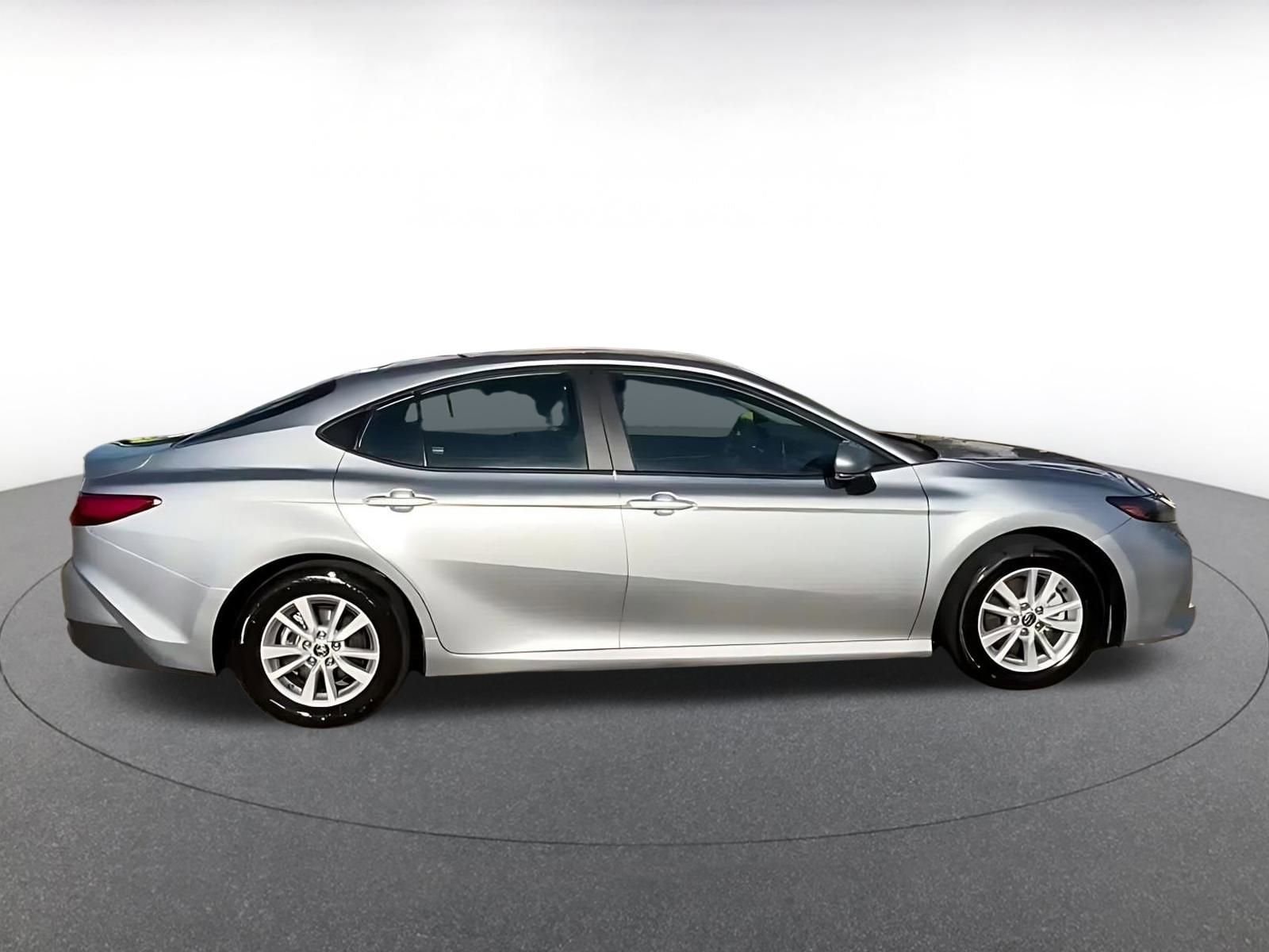 Thumbnail: 2025 Toyota Camry - 14