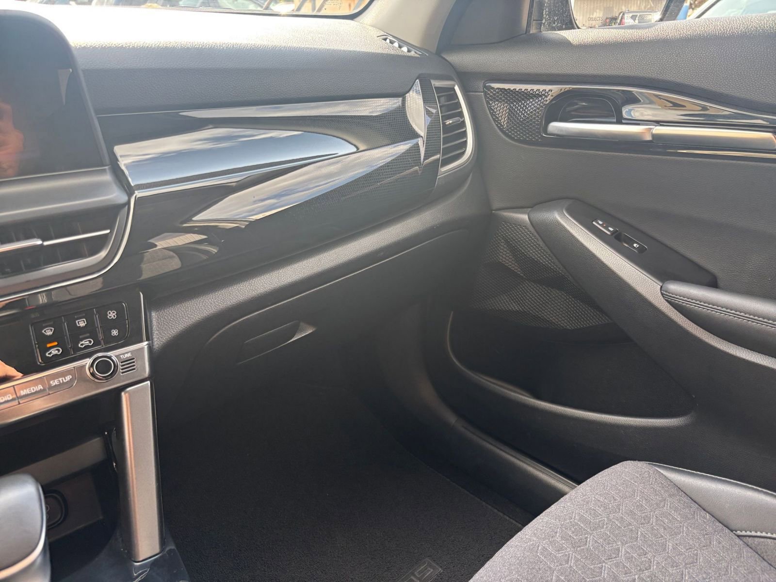 Thumbnail: 2025 Kia Seltos - 33