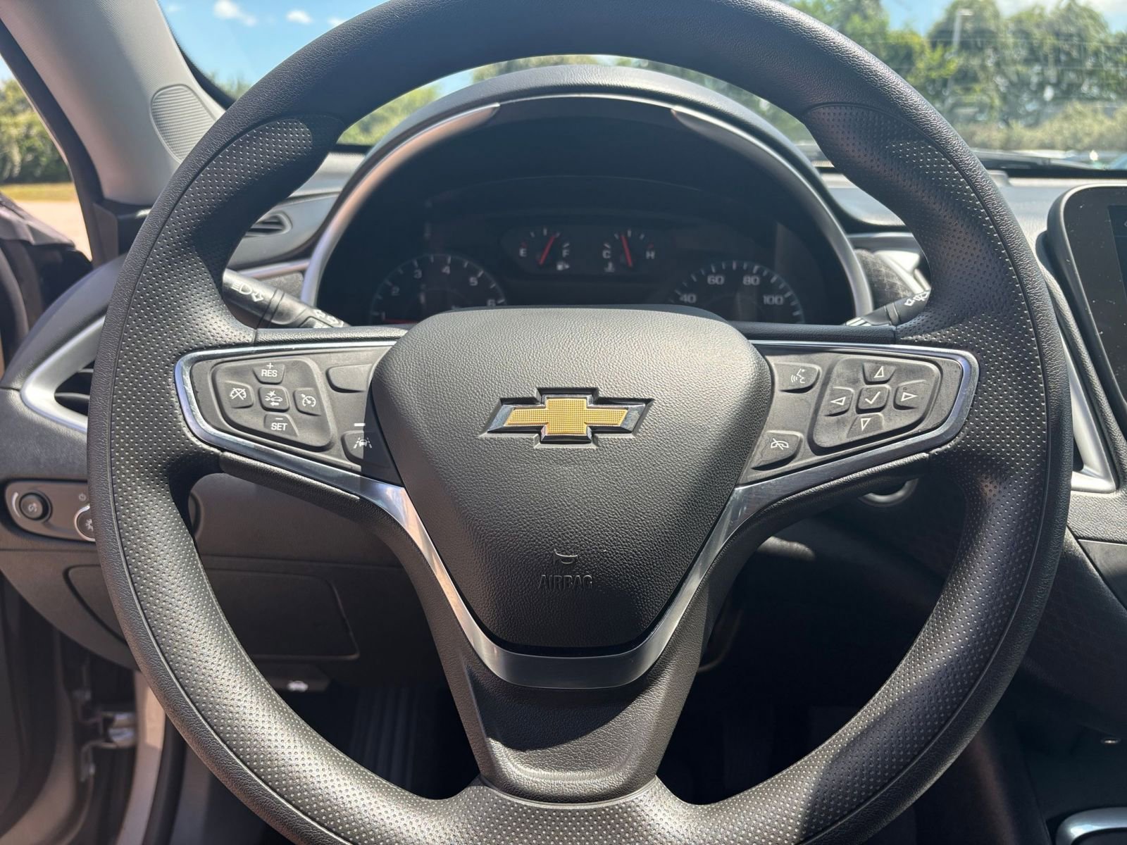 Thumbnail: 2024 Chevrolet Malibu - 25