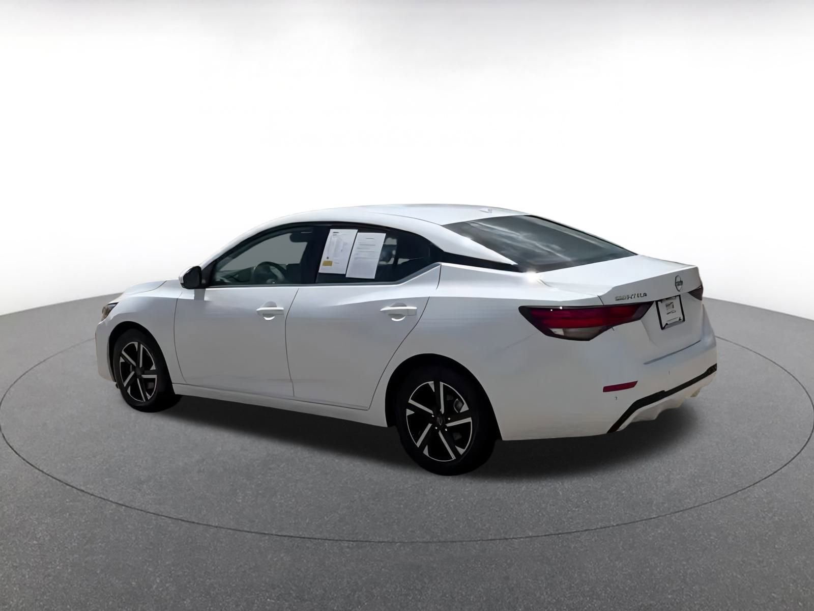 Thumbnail: 2024 Nissan Sentra - 11