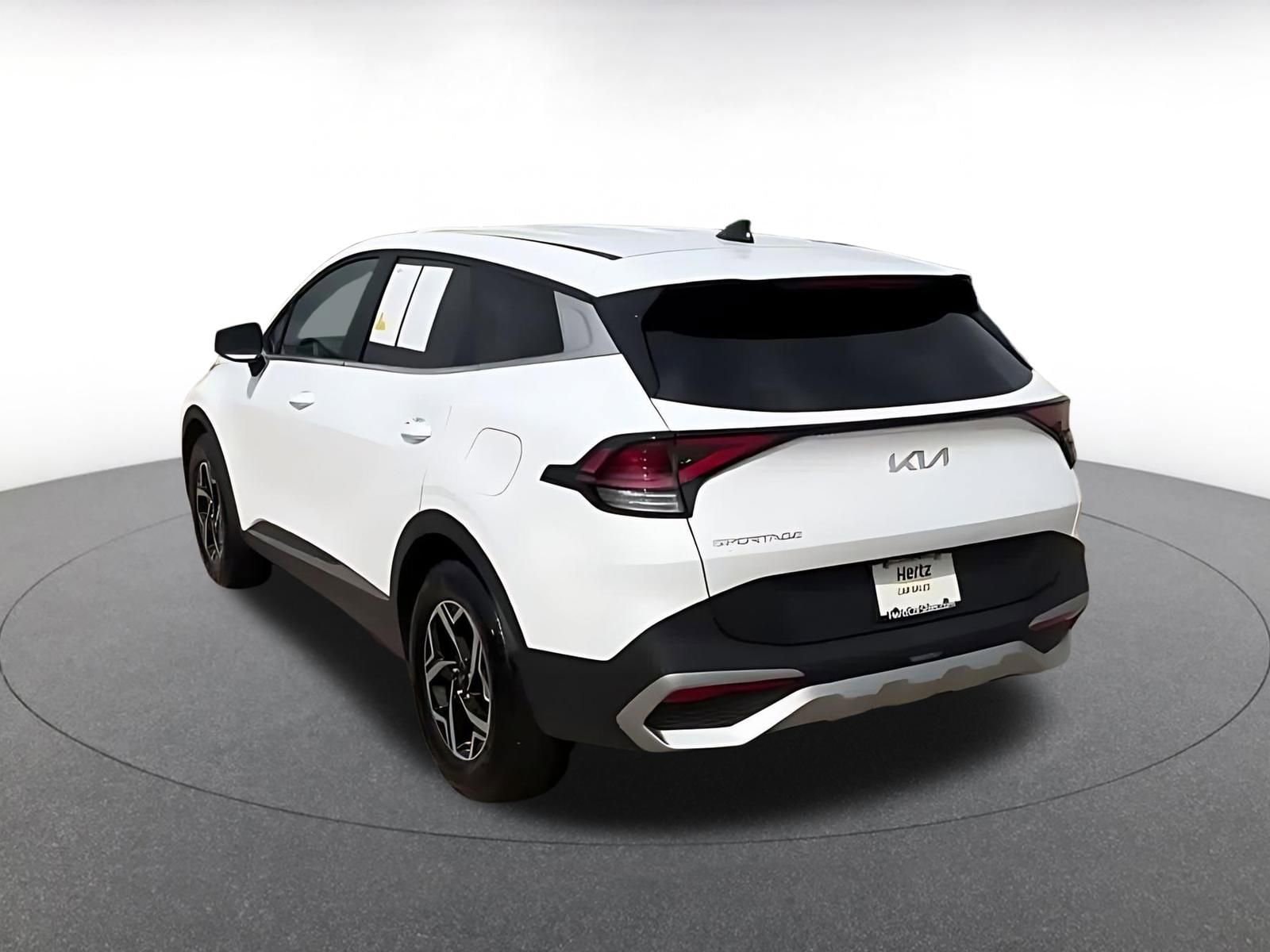 Thumbnail: 2025 Kia Sportage - 10