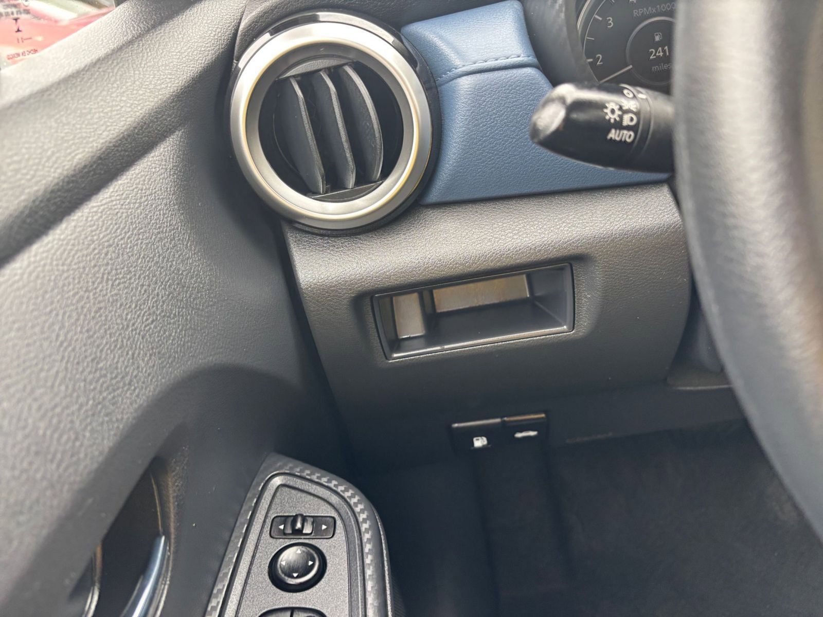 Thumbnail: 2025 Nissan Versa - 32