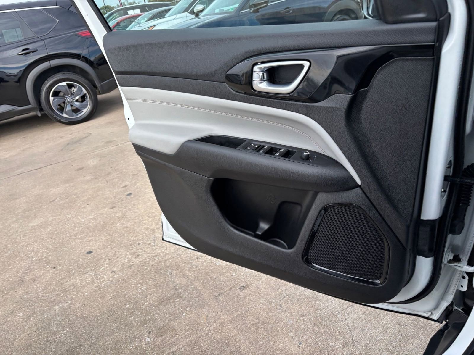 Thumbnail: 2025 Jeep Compass - 18