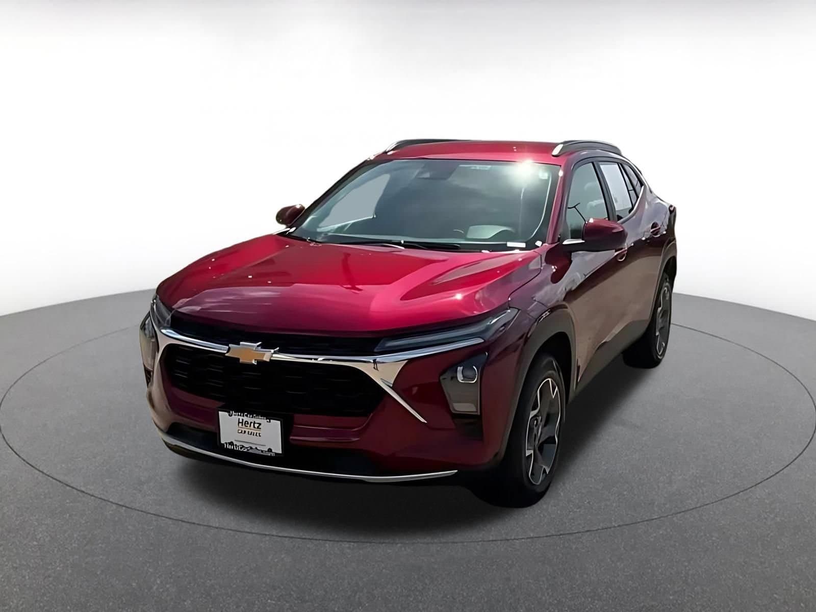 Thumbnail: 2025 Chevrolet Trax - 3