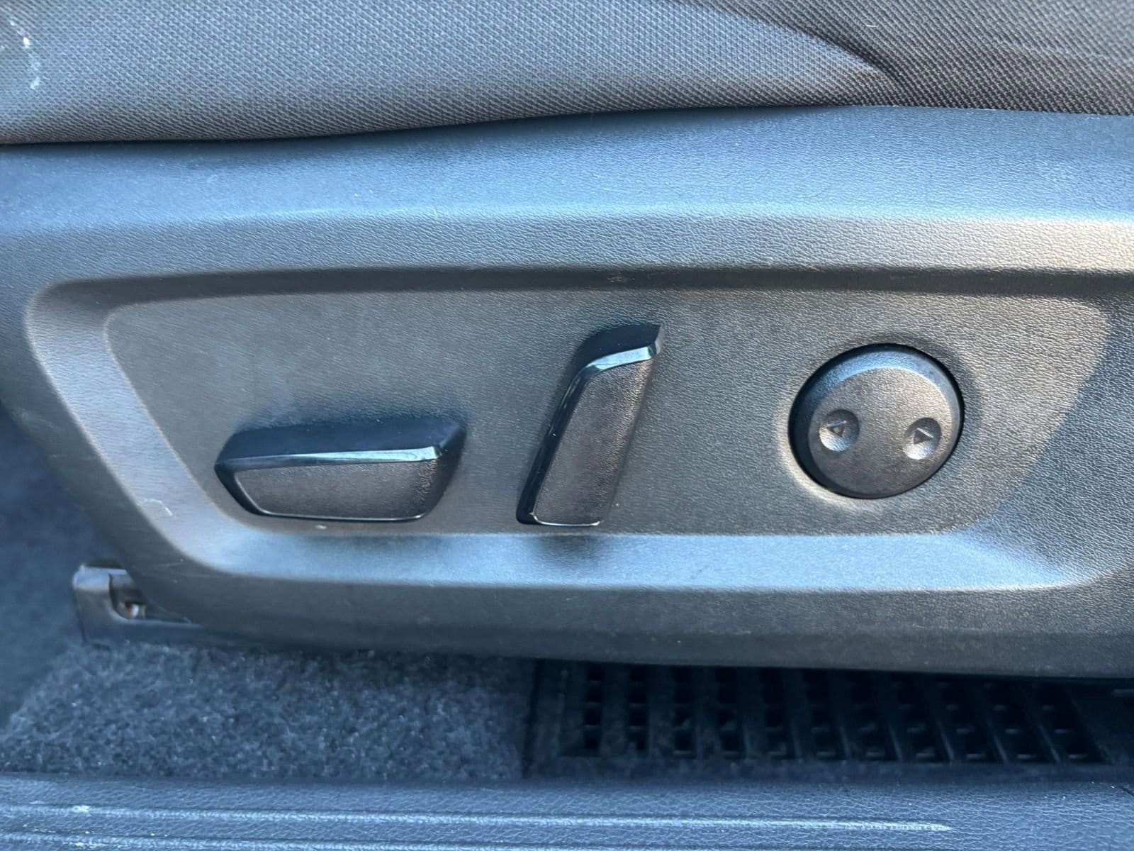 Thumbnail: 2023 Nissan Rogue - 23