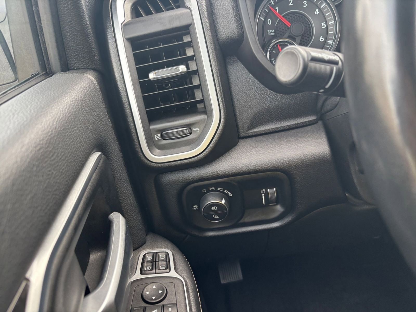 Thumbnail: 2024 RAM 2500 - 33