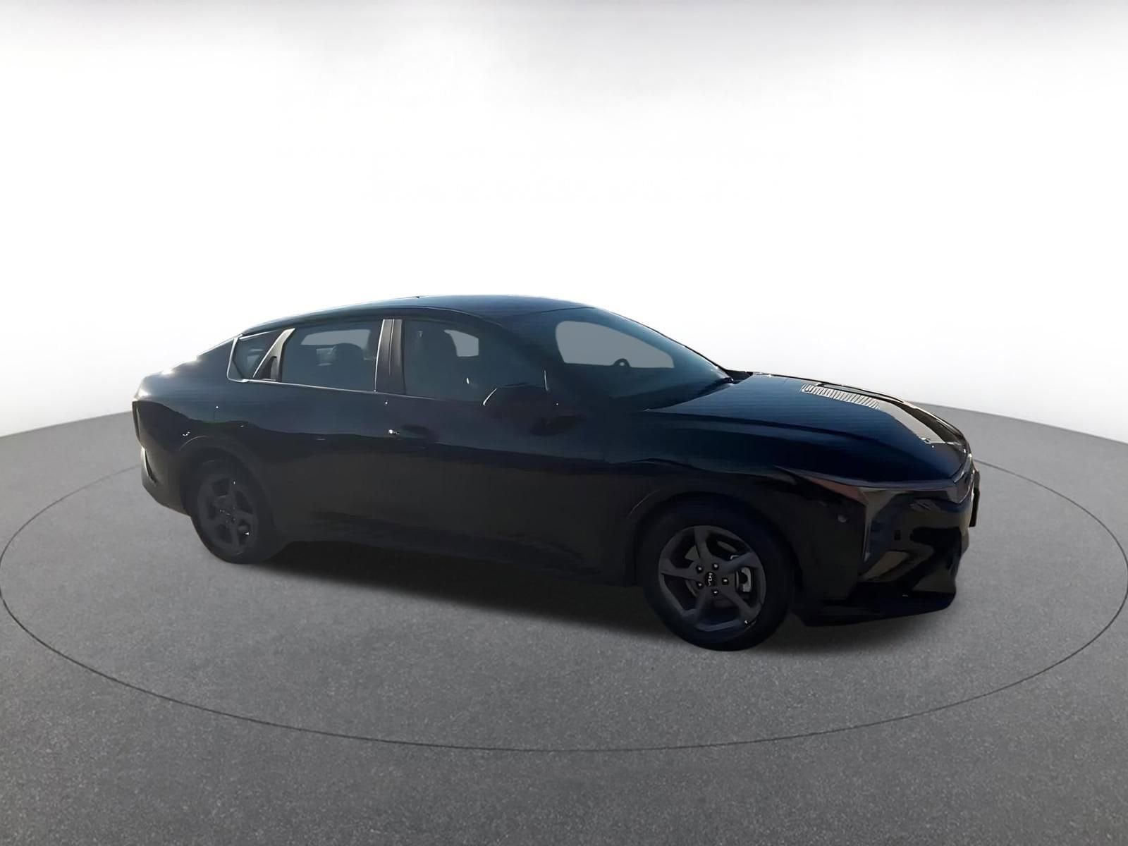 Thumbnail: 2025 Kia K4 - 2