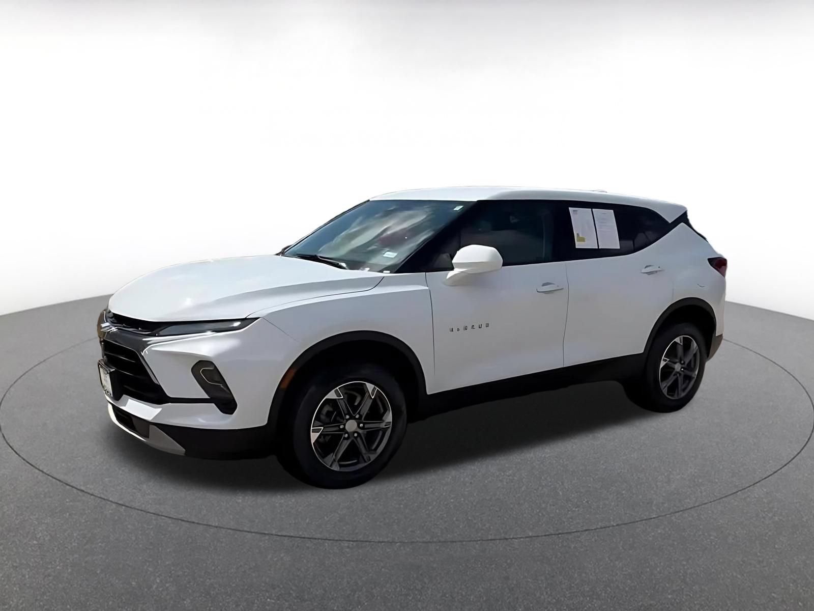 Thumbnail: 2025 Chevrolet Blazer - 9