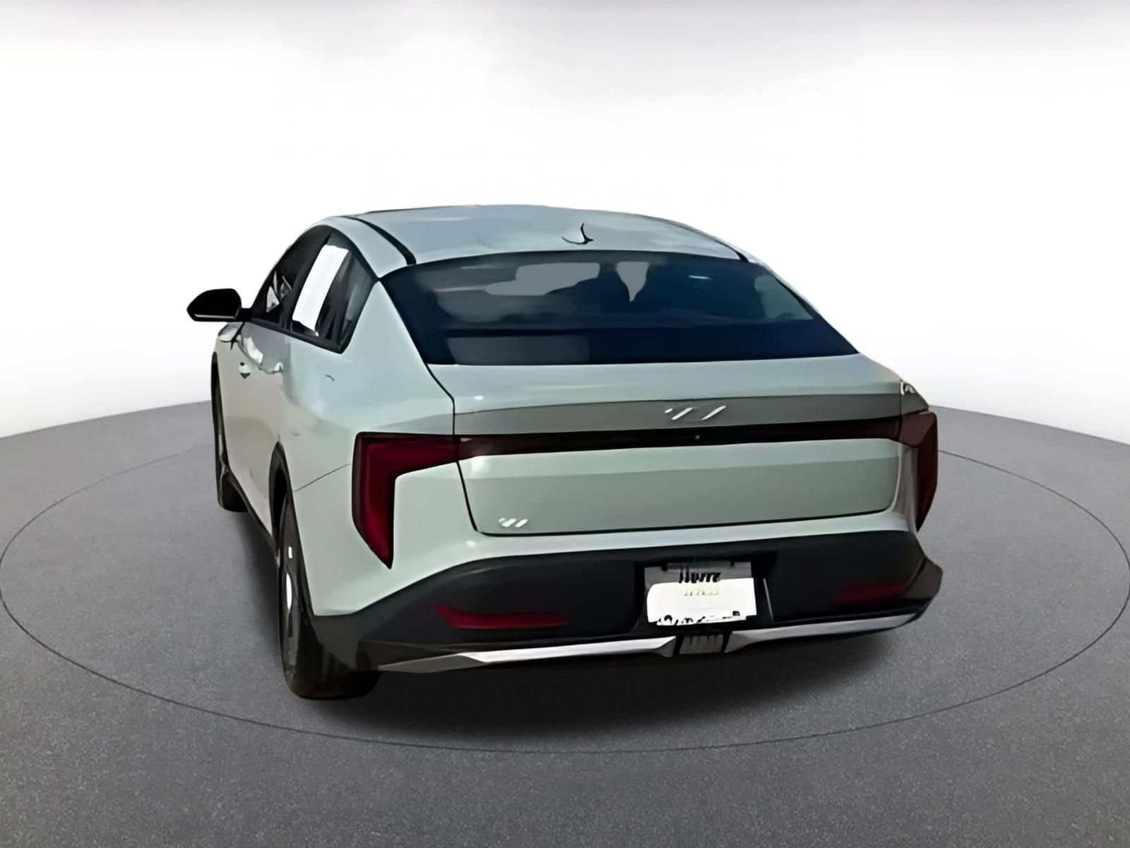 Thumbnail: 2025 Kia K4 - 16