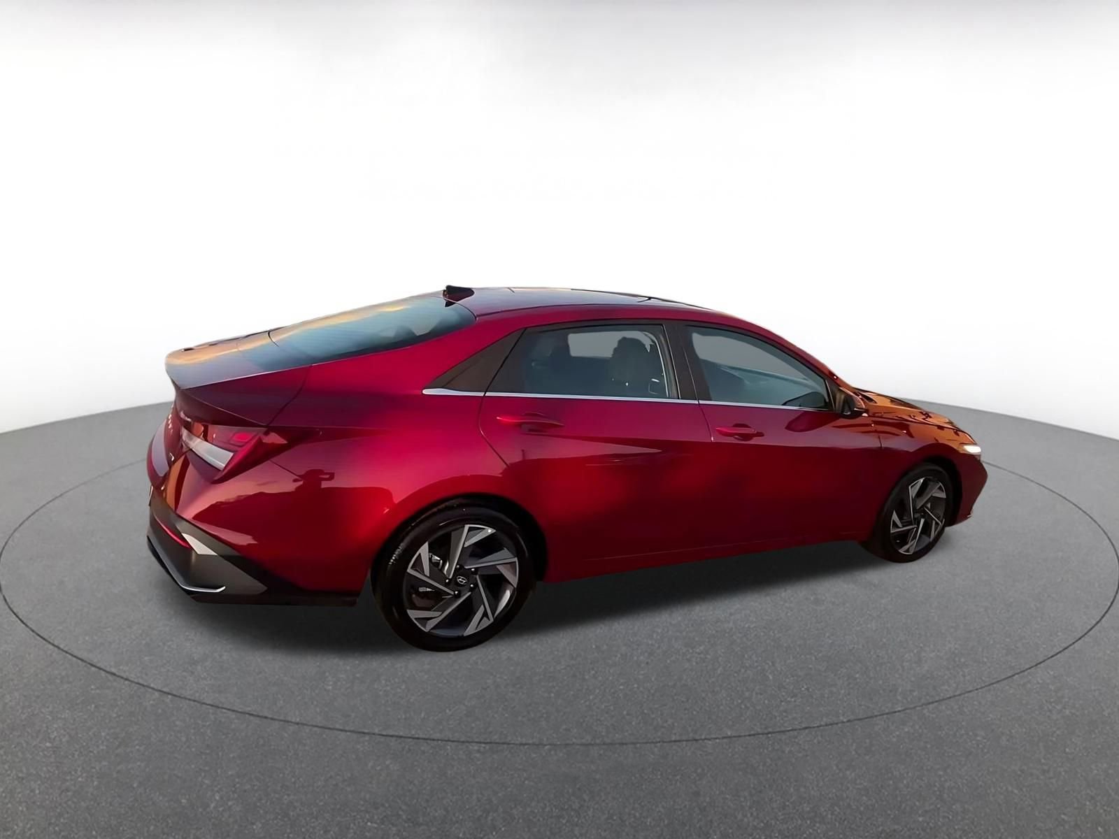 Thumbnail: 2025 Hyundai Elantra - 15