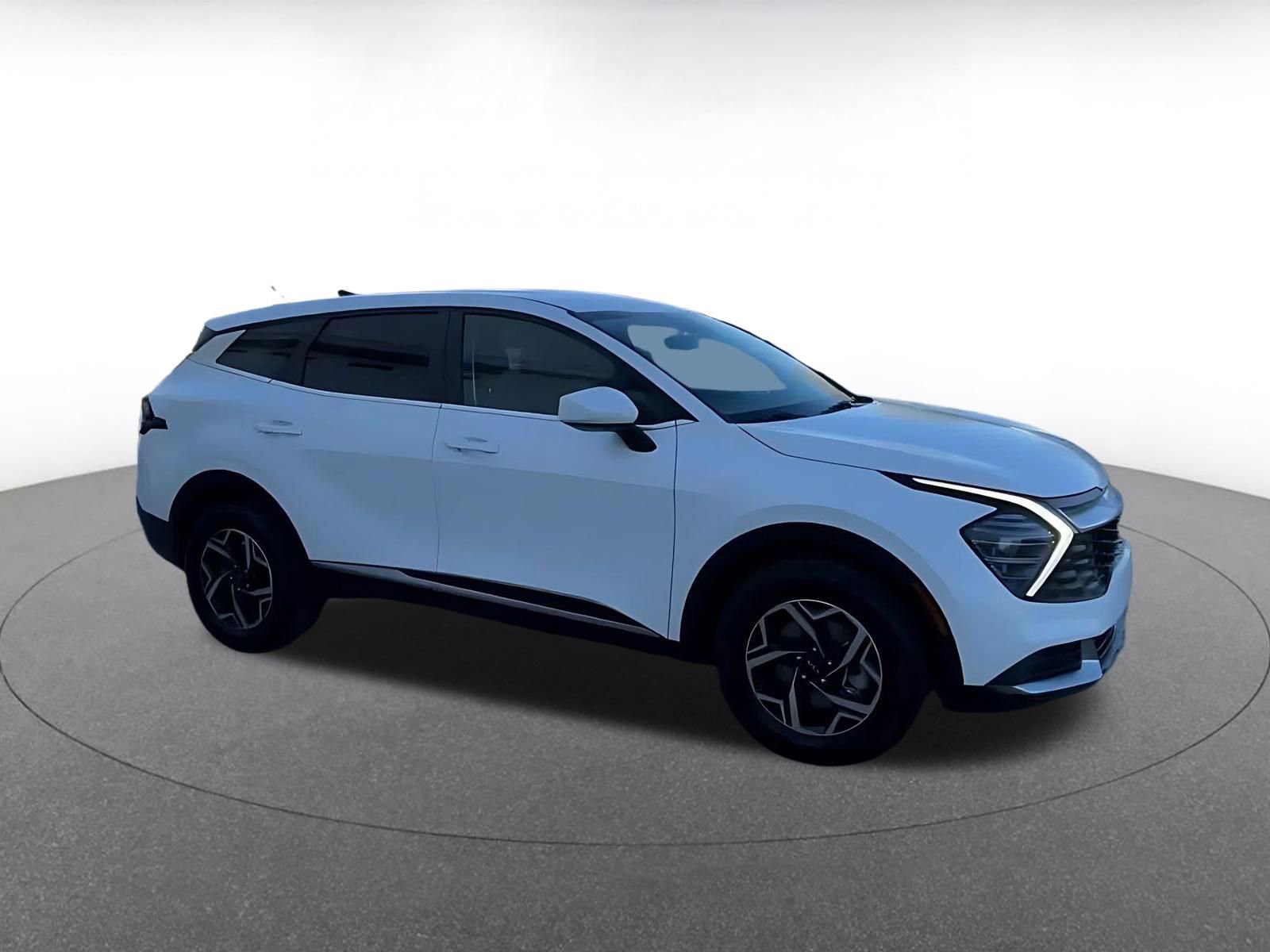 Thumbnail: 2025 Kia Sportage - 2