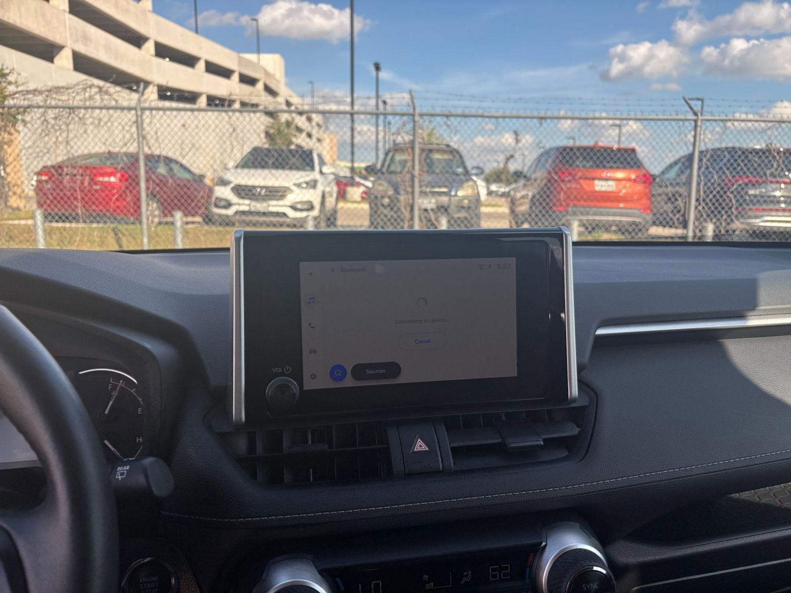 Thumbnail: 2025 Toyota RAV4 - 21