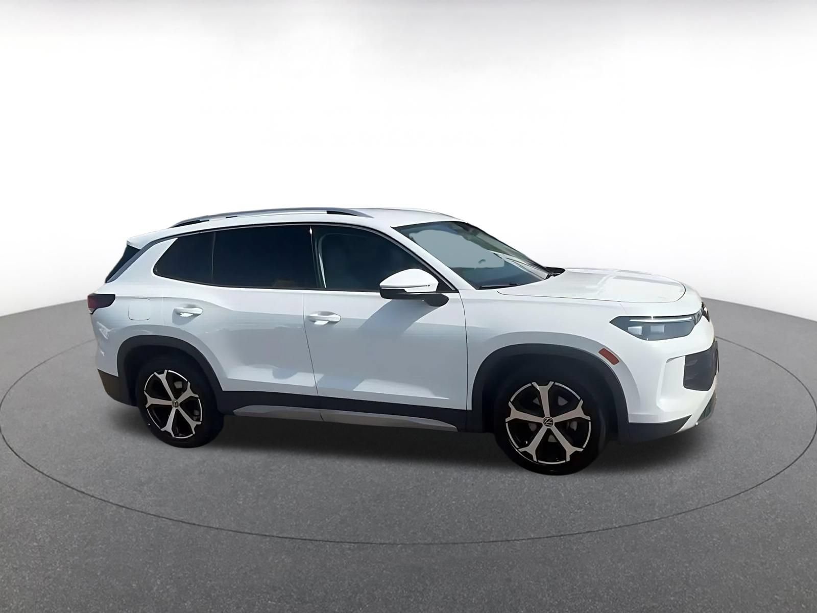 Thumbnail: 2026 Volkswagen Tiguan - 2